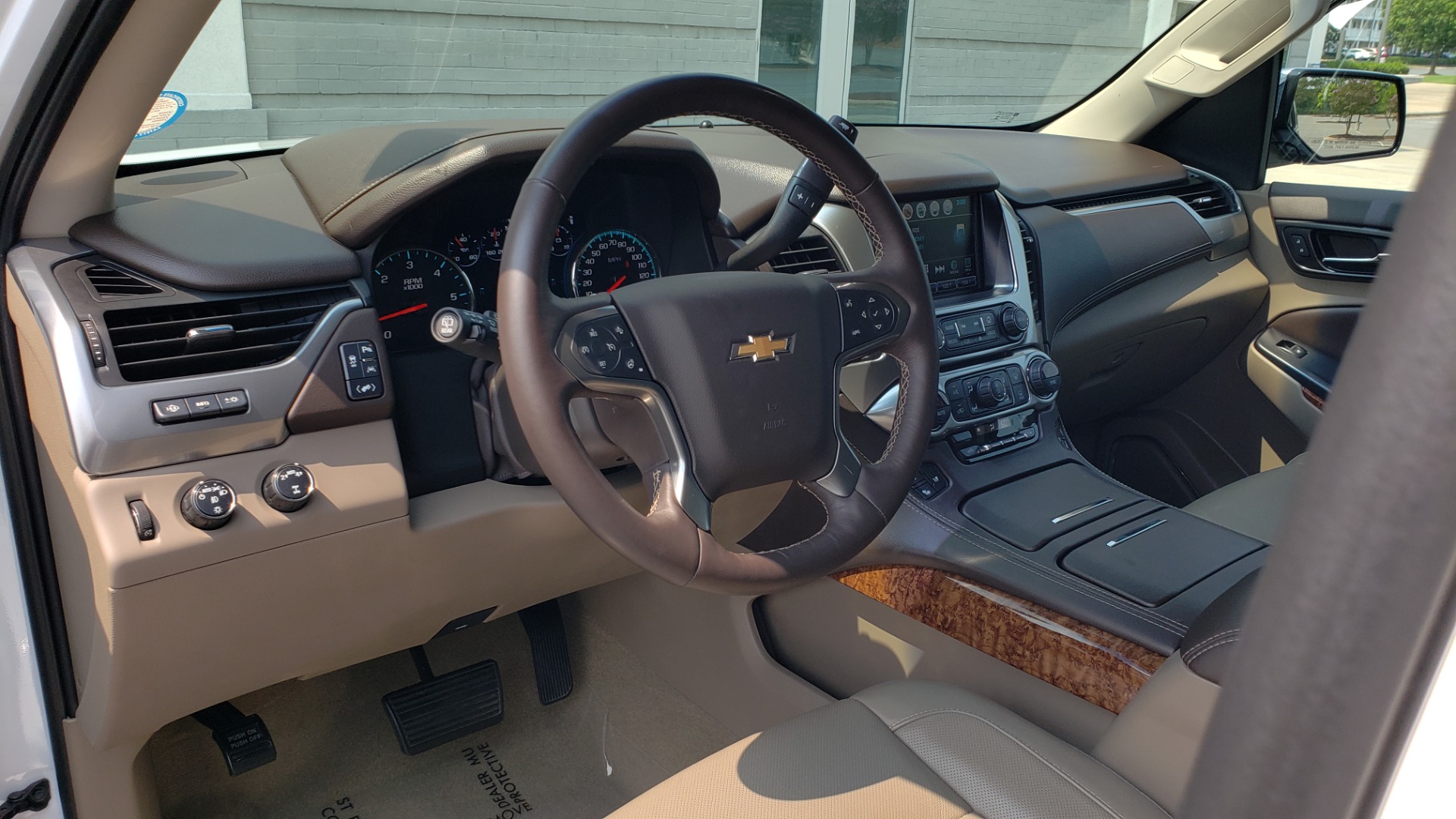 Used 2018 Chevrolet TAHOE PREMIER 4WD / NAV / SUNROOF / BOSE / 3-ROW / HUD / REARVIEW for sale Sold at Formula Imports in Charlotte NC 28227 40