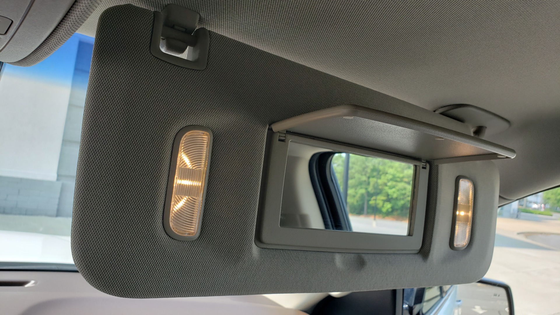 Used 2018 Chevrolet TAHOE PREMIER 4WD / NAV / SUNROOF / BOSE / 3-ROW / HUD / REARVIEW for sale Sold at Formula Imports in Charlotte NC 28227 57