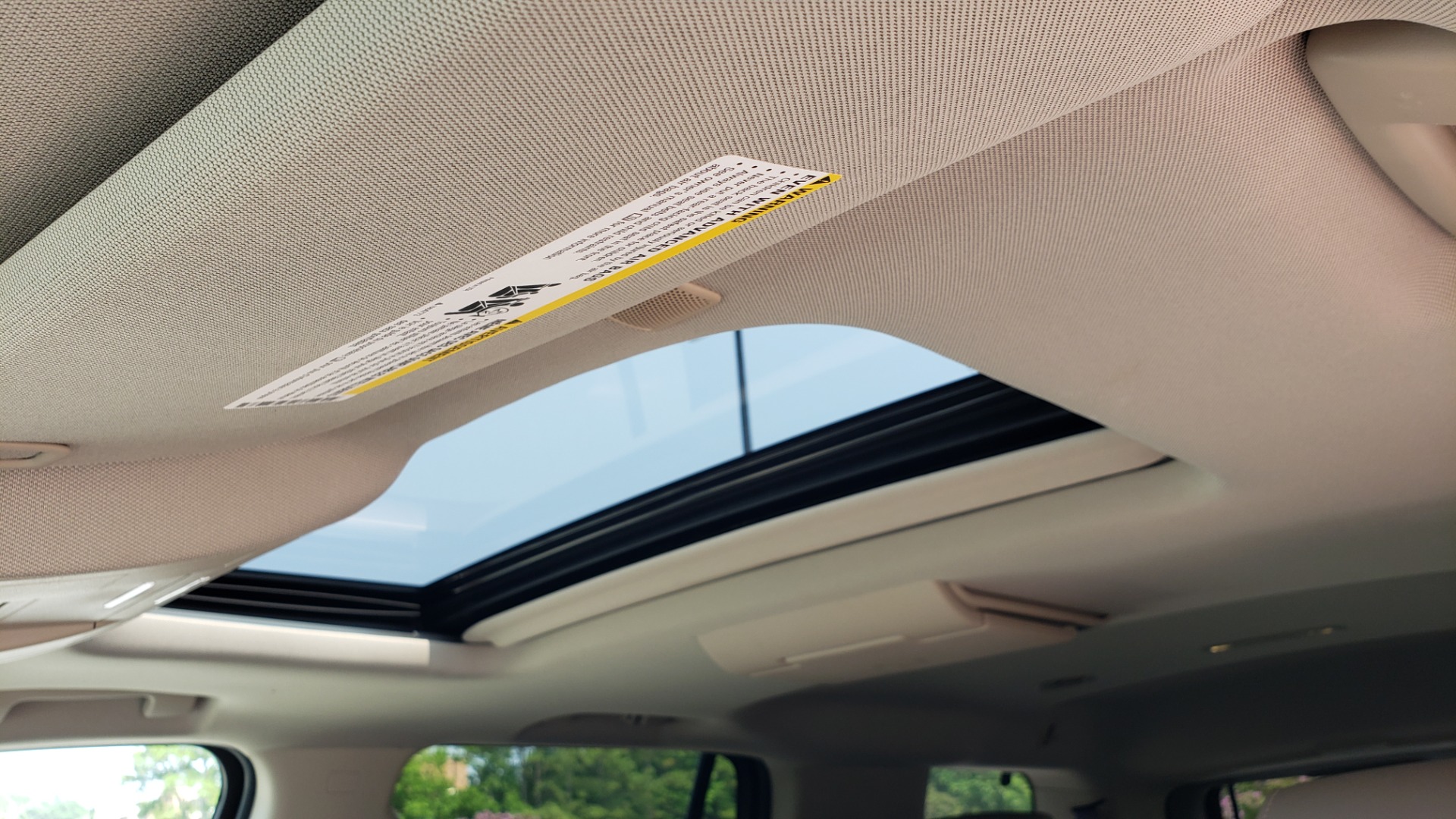 Used 2018 Chevrolet TAHOE PREMIER 4WD / NAV / SUNROOF / BOSE / 3-ROW / HUD / REARVIEW for sale Sold at Formula Imports in Charlotte NC 28227 61