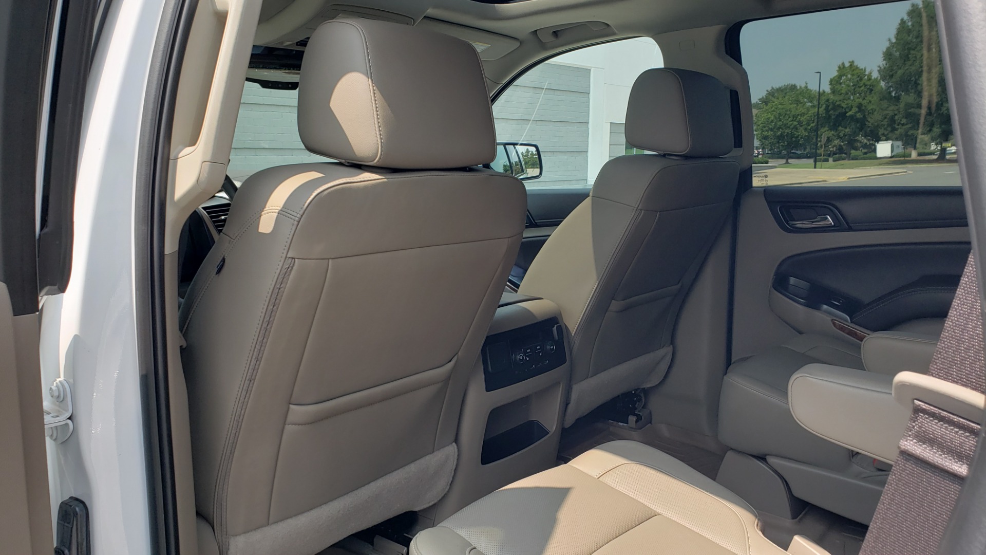 Used 2018 Chevrolet TAHOE PREMIER 4WD / NAV / SUNROOF / BOSE / 3-ROW / HUD / REARVIEW for sale Sold at Formula Imports in Charlotte NC 28227 67