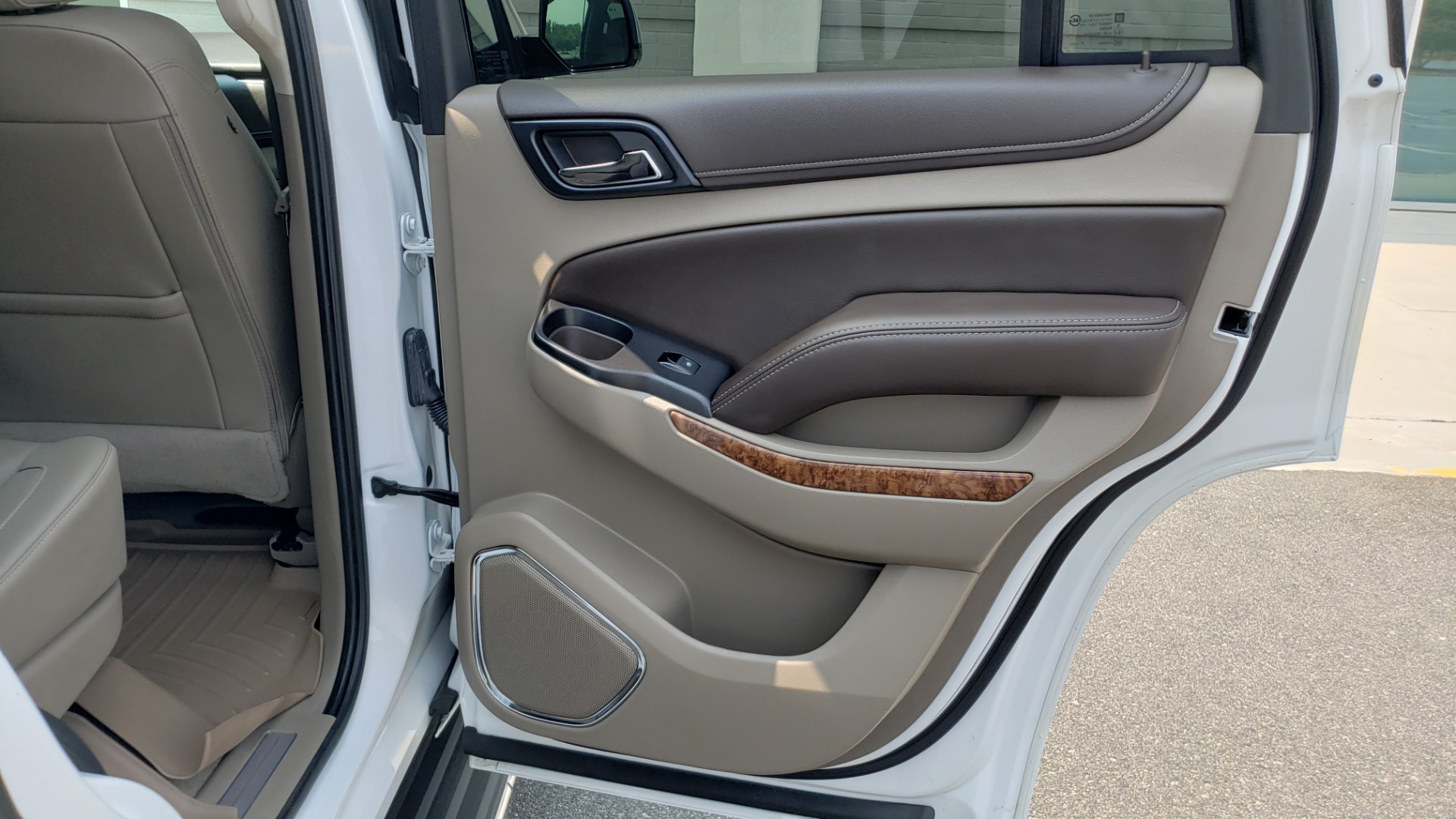 Used 2018 Chevrolet TAHOE PREMIER 4WD / NAV / SUNROOF / BOSE / 3-ROW / HUD / REARVIEW for sale Sold at Formula Imports in Charlotte NC 28227 74