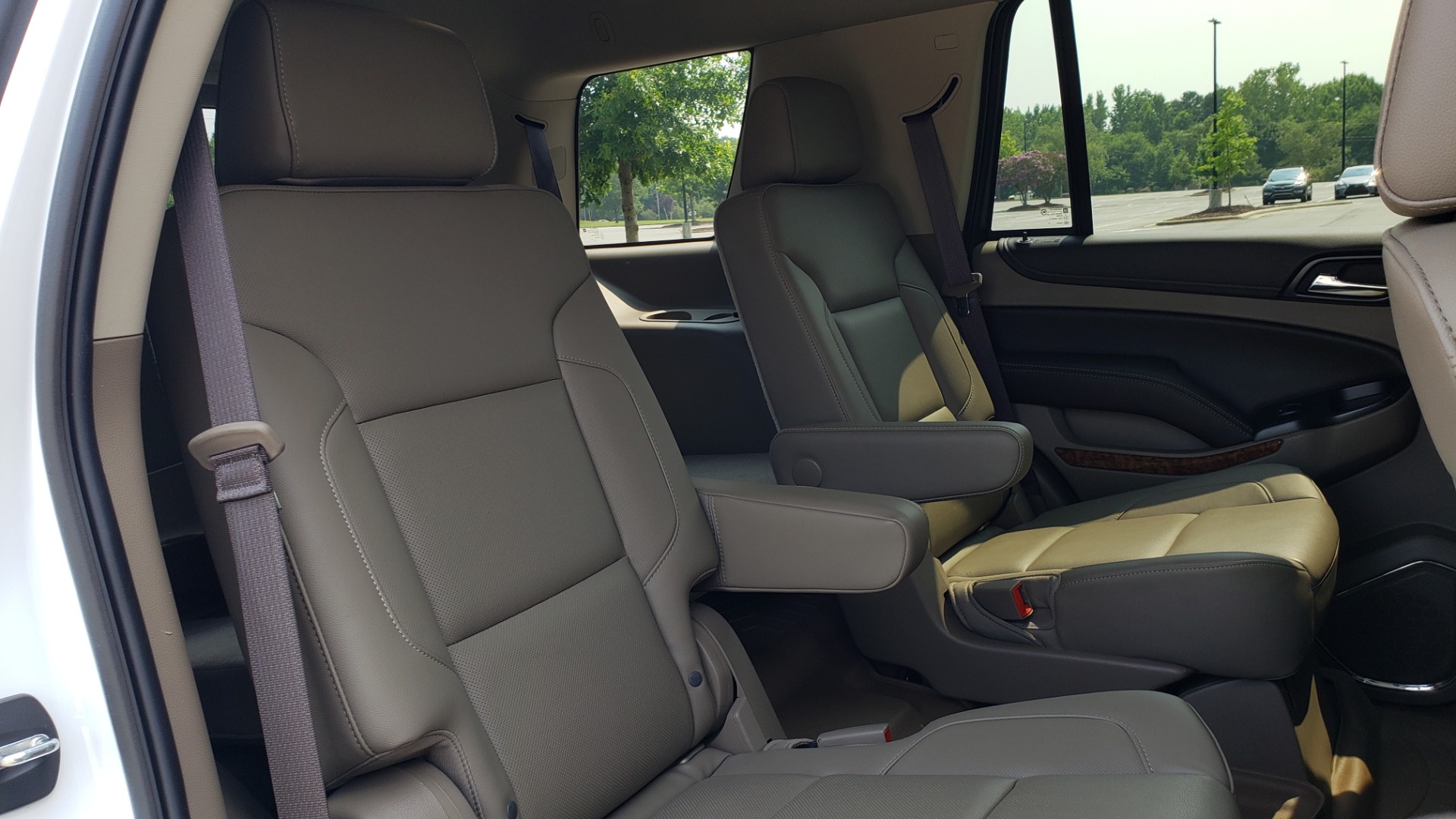 Used 2018 Chevrolet TAHOE PREMIER 4WD / NAV / SUNROOF / BOSE / 3-ROW / HUD / REARVIEW for sale Sold at Formula Imports in Charlotte NC 28227 76