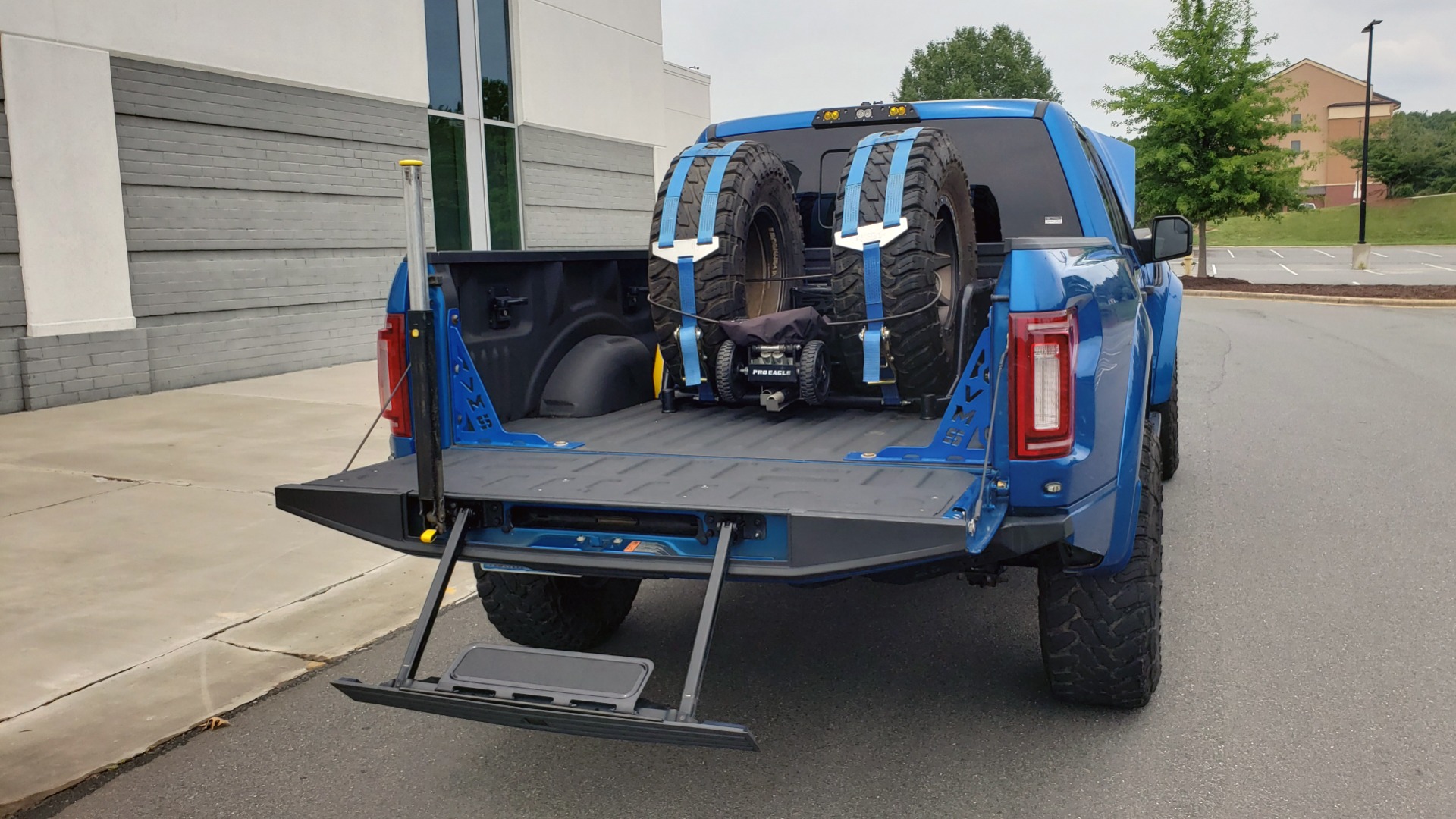 Used 2019 Ford F-150 RAPTOR 4X4 / CREWCAB / PRE-RUNNER CUSTOM SUSPENSION for sale Sold at Formula Imports in Charlotte NC 28227 25
