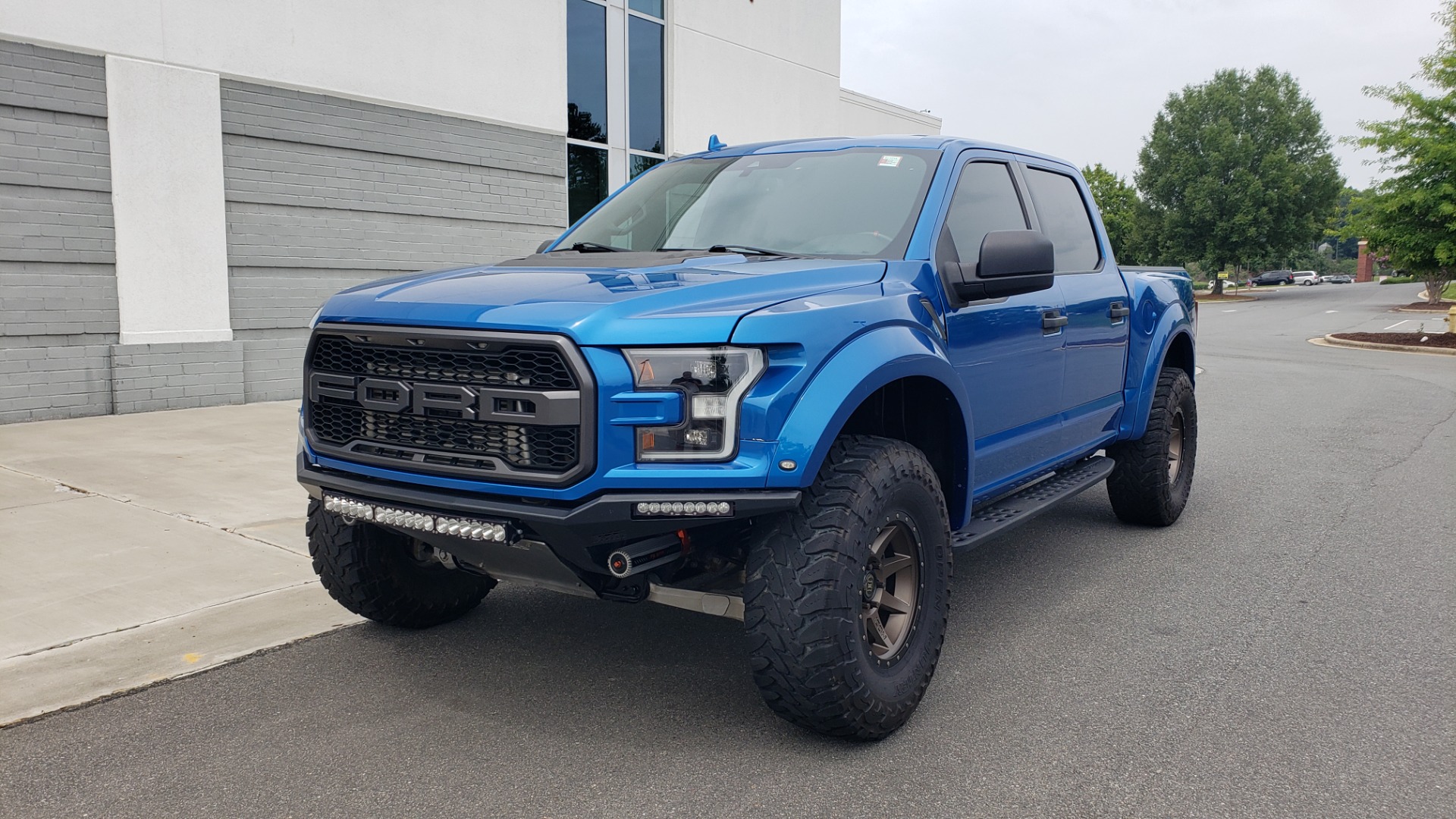Used 2019 Ford F-150 RAPTOR 4X4 / CREWCAB / PRE-RUNNER CUSTOM SUSPENSION for sale Sold at Formula Imports in Charlotte NC 28227 3