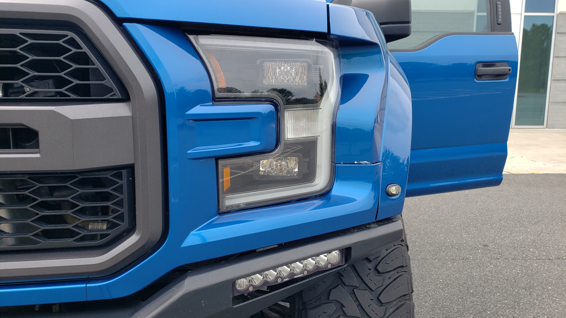 Used 2019 Ford F-150 RAPTOR 4X4 / CREWCAB / PRE-RUNNER CUSTOM SUSPENSION for sale Sold at Formula Imports in Charlotte NC 28227 34