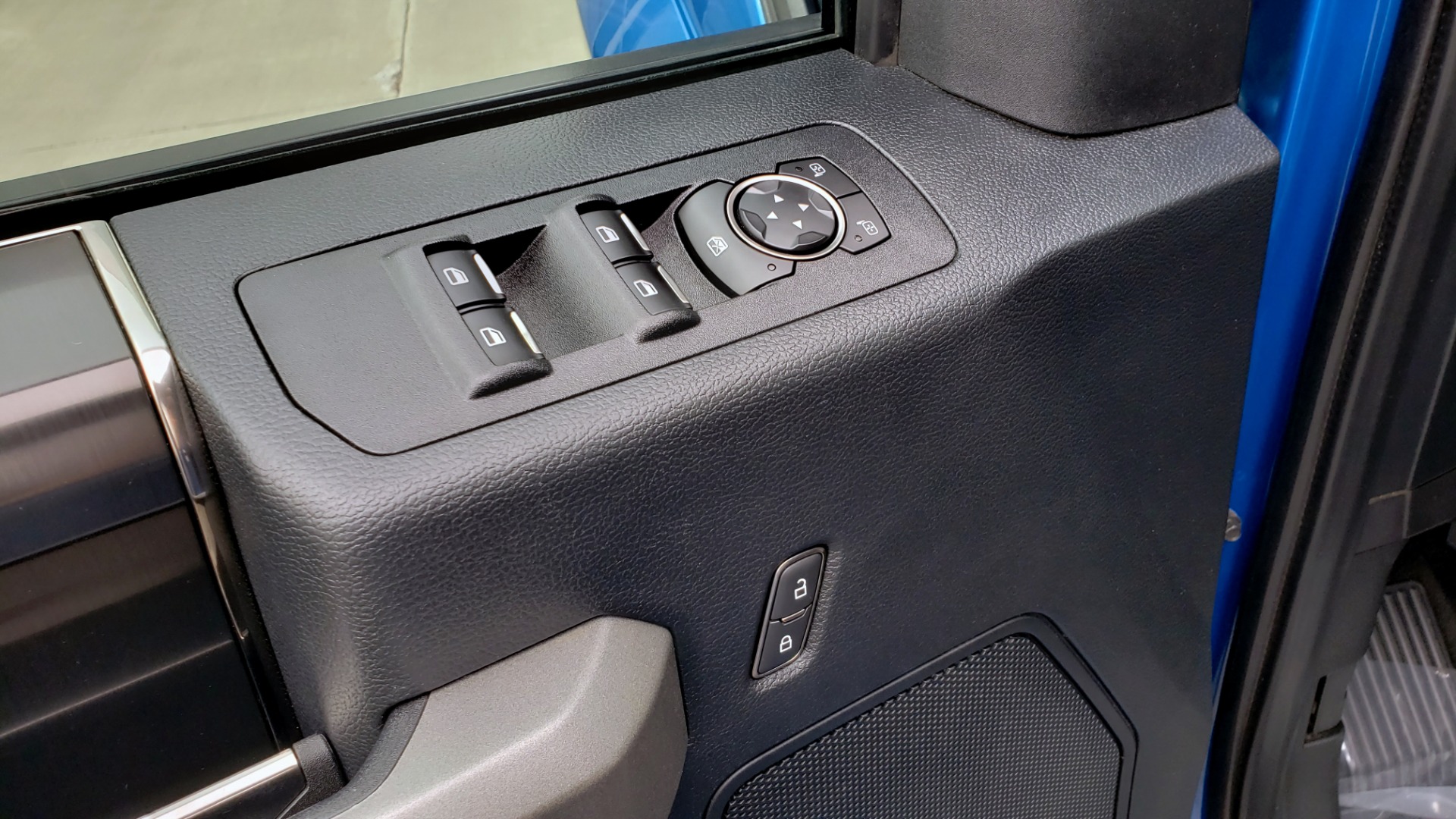 Used 2019 Ford F-150 RAPTOR 4X4 / CREWCAB / PRE-RUNNER CUSTOM SUSPENSION for sale Sold at Formula Imports in Charlotte NC 28227 45