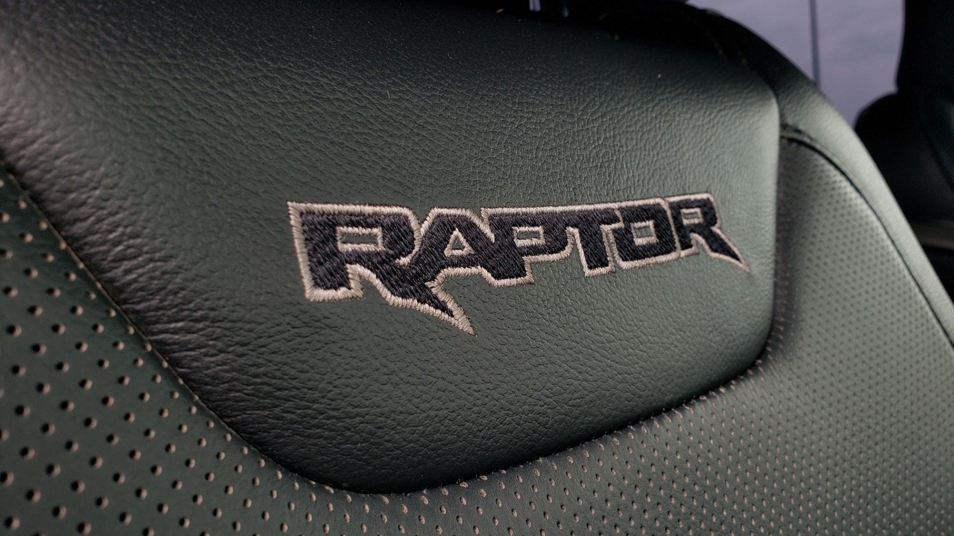 Used 2019 Ford F-150 RAPTOR 4X4 / CREWCAB / PRE-RUNNER CUSTOM SUSPENSION for sale Sold at Formula Imports in Charlotte NC 28227 78