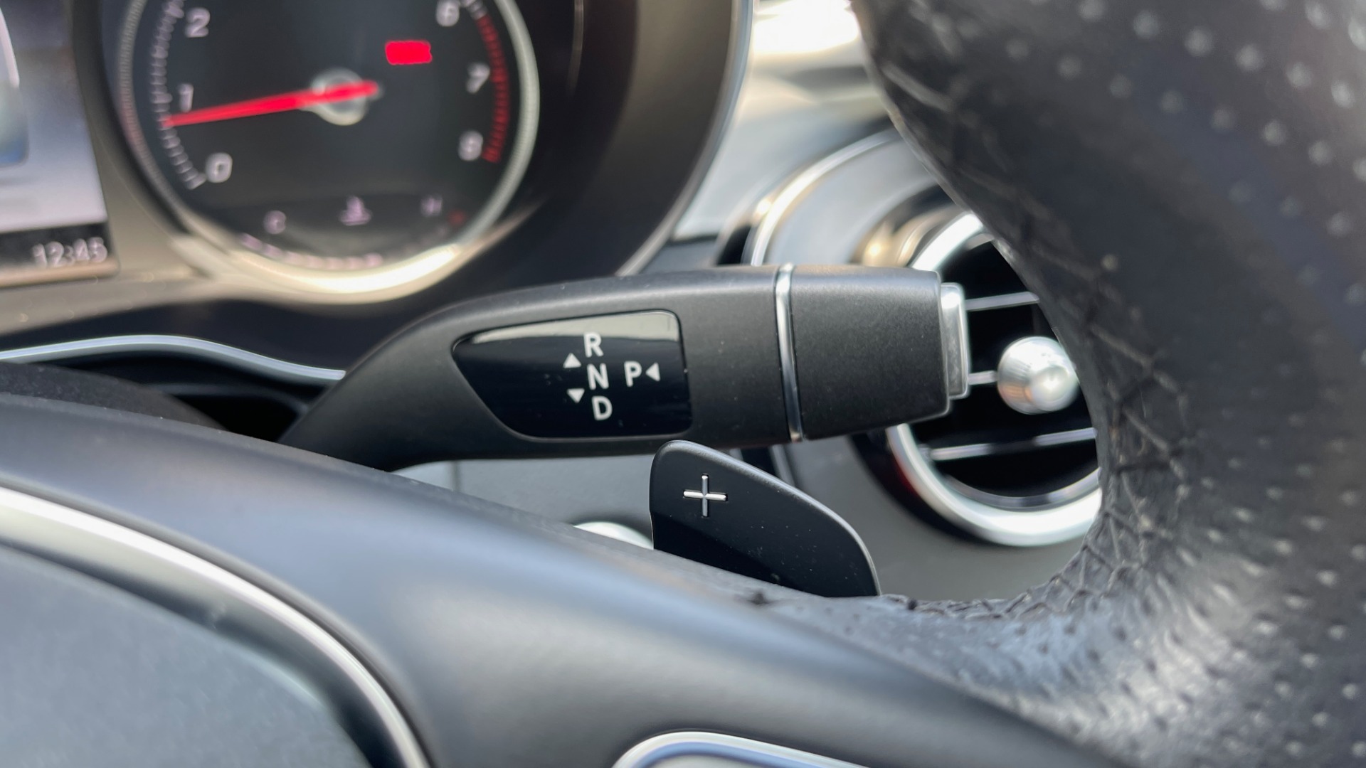 Used 2018 Mercedes-Benz C-CLASS C 300 / 2.0L / RWD / SUNROOF / APPLE~ANDROID / REARVIEW for sale Sold at Formula Imports in Charlotte NC 28227 33