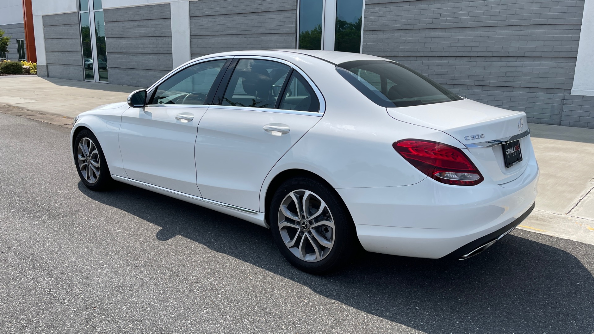 Used 2018 Mercedes-Benz C-CLASS C 300 / 2.0L / RWD / SUNROOF / APPLE~ANDROID / REARVIEW for sale Sold at Formula Imports in Charlotte NC 28227 5