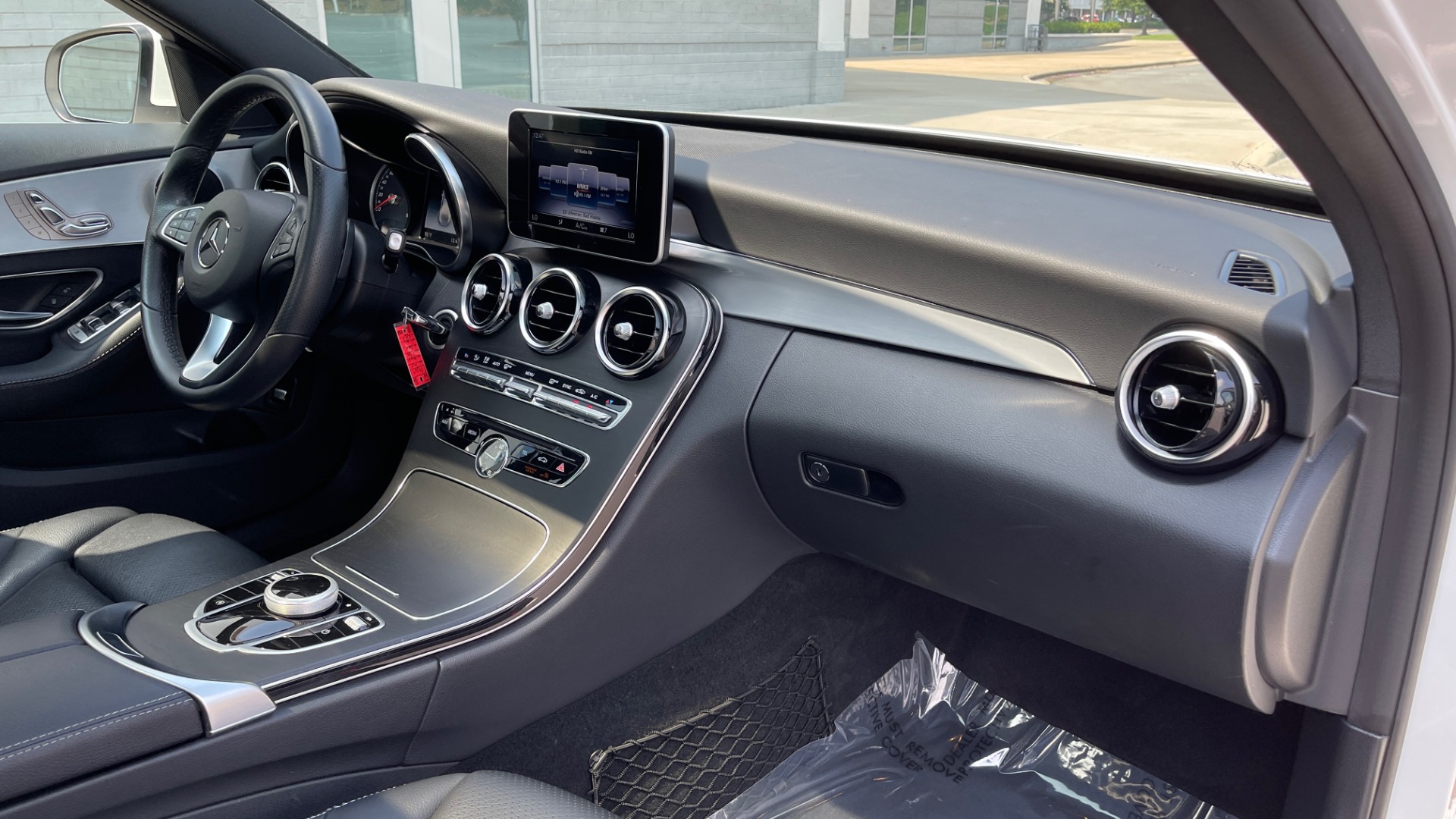 Used 2018 Mercedes-Benz C-CLASS C 300 / 2.0L / RWD / SUNROOF / APPLE~ANDROID / REARVIEW for sale Sold at Formula Imports in Charlotte NC 28227 58