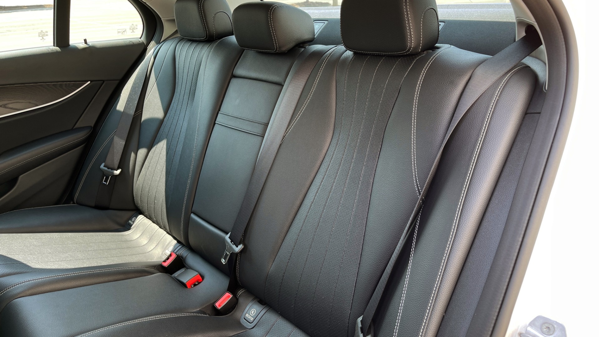Used 2018 Mercedes-Benz E-CLASS E 300 / 2.0L I4 TURBO / NAV / BSA / SUNROOF / REARVIEW for sale Sold at Formula Imports in Charlotte NC 28227 54