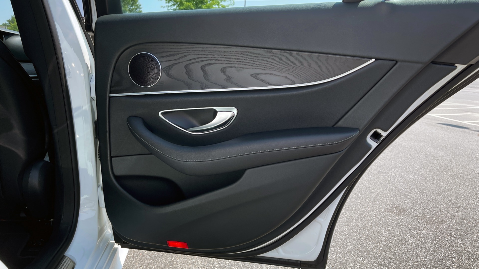 Used 2018 Mercedes-Benz E-CLASS E 300 / 2.0L I4 TURBO / NAV / BSA / SUNROOF / REARVIEW for sale Sold at Formula Imports in Charlotte NC 28227 58