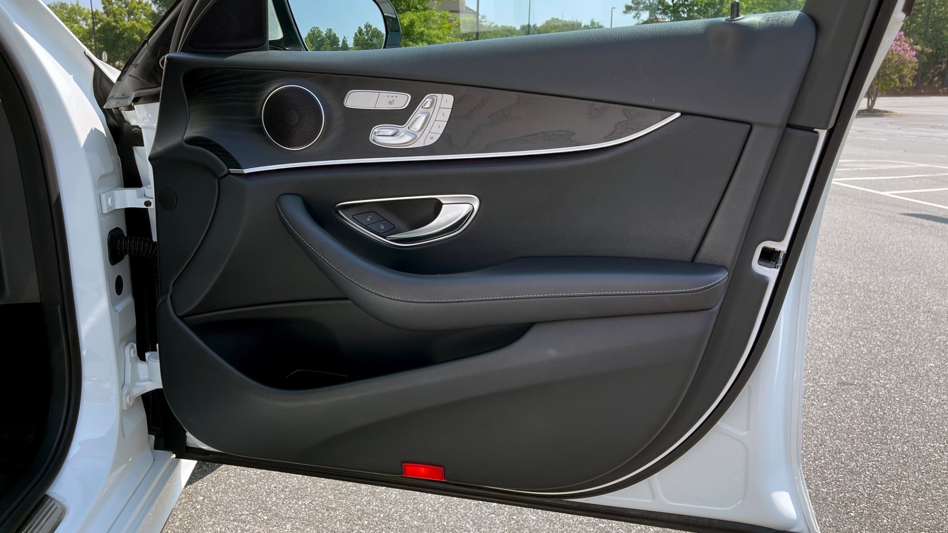 Used 2018 Mercedes-Benz E-CLASS E 300 / 2.0L I4 TURBO / NAV / BSA / SUNROOF / REARVIEW for sale Sold at Formula Imports in Charlotte NC 28227 63