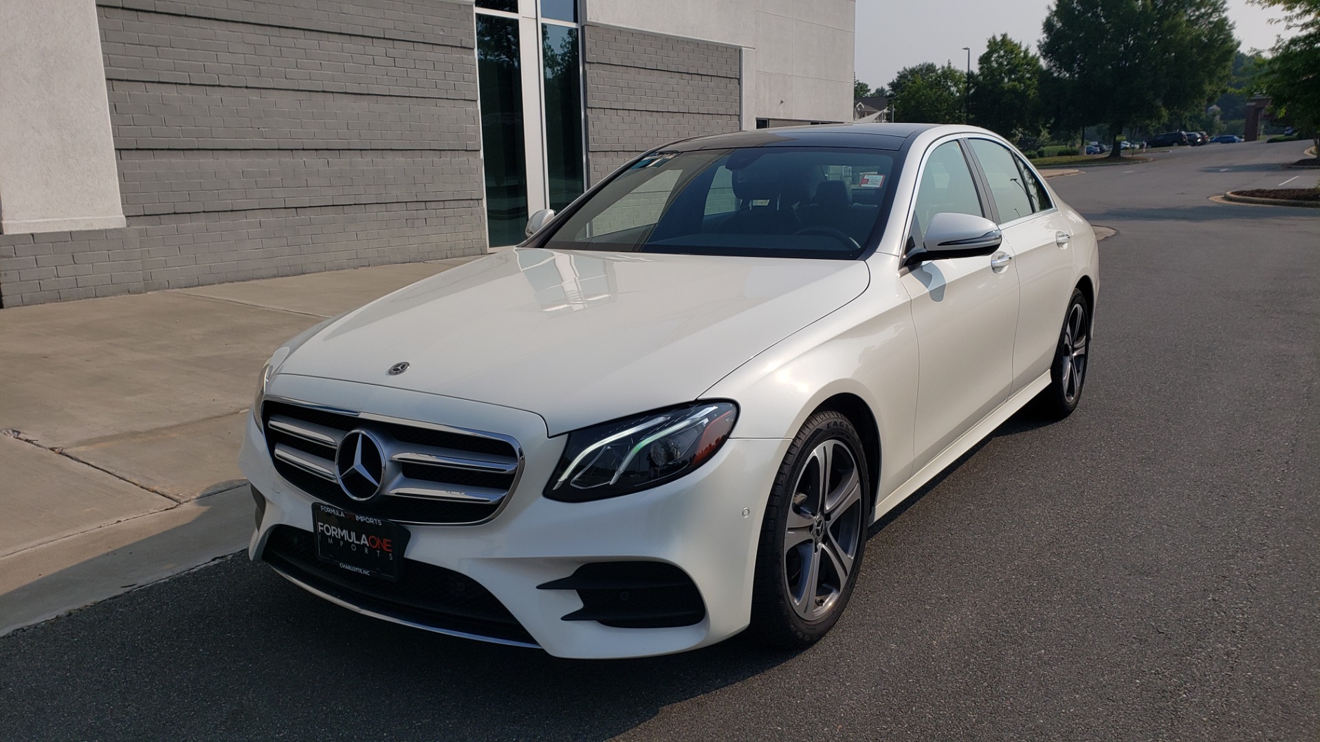 Used 2018 Mercedes-Benz E-CLASS E 300 4MATIC / PREMIUM / NAV / PANO-ROOF / BURMESTER / REARVIEW for sale Sold at Formula Imports in Charlotte NC 28227 3