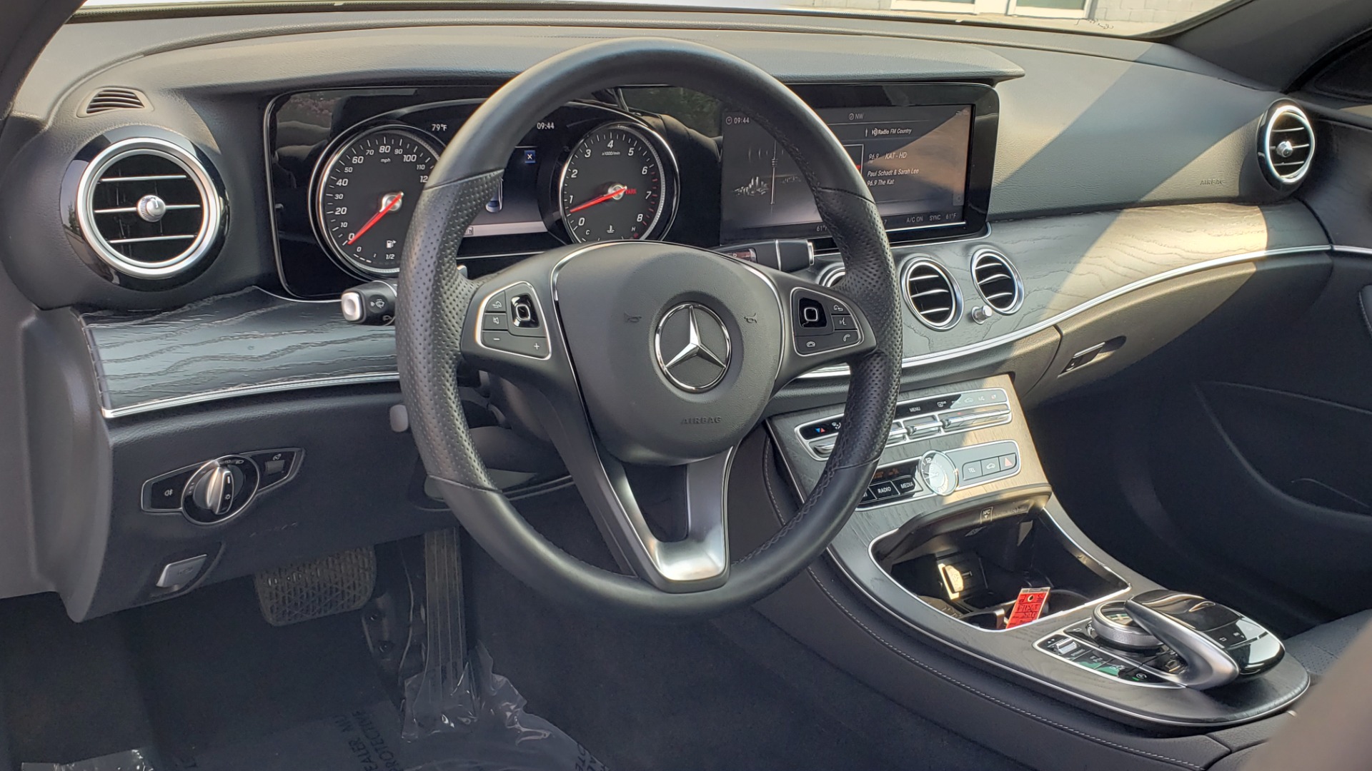 Used 2018 Mercedes-Benz E-CLASS E 300 4MATIC / PREMIUM / NAV / PANO-ROOF / BURMESTER / REARVIEW for sale Sold at Formula Imports in Charlotte NC 28227 33