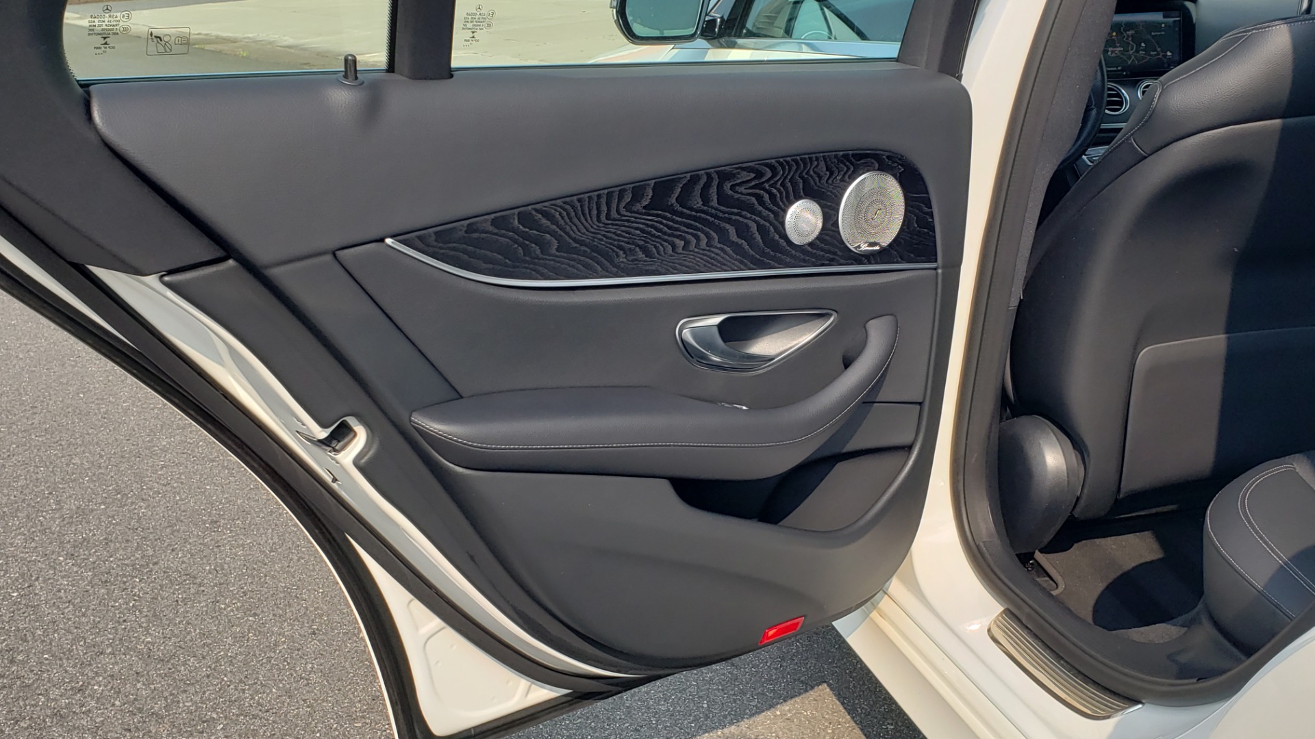 Used 2018 Mercedes-Benz E-CLASS E 300 4MATIC / PREMIUM / NAV / PANO-ROOF / BURMESTER / REARVIEW for sale Sold at Formula Imports in Charlotte NC 28227 54