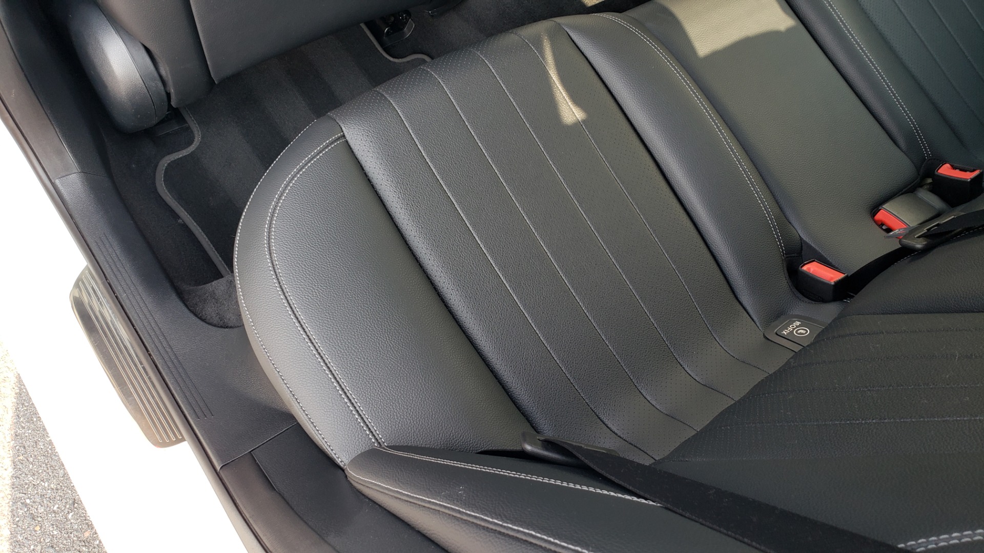Used 2018 Mercedes-Benz E-CLASS E 300 4MATIC / PREMIUM / NAV / PANO-ROOF / BURMESTER / REARVIEW for sale Sold at Formula Imports in Charlotte NC 28227 55