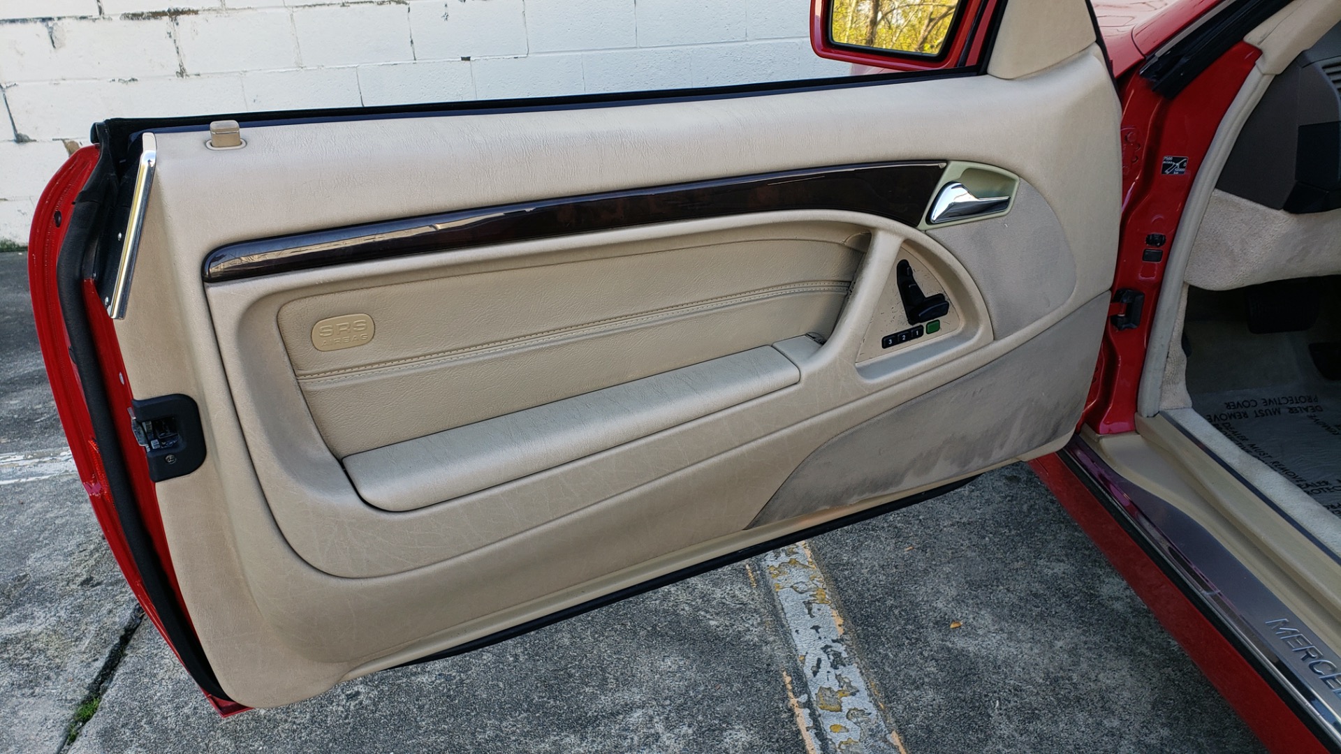 Used 1997 Mercedes-Benz SL-Class Roadster / BOSE / TWO-TOPS for sale Sold at Formula Imports in Charlotte NC 28227 26