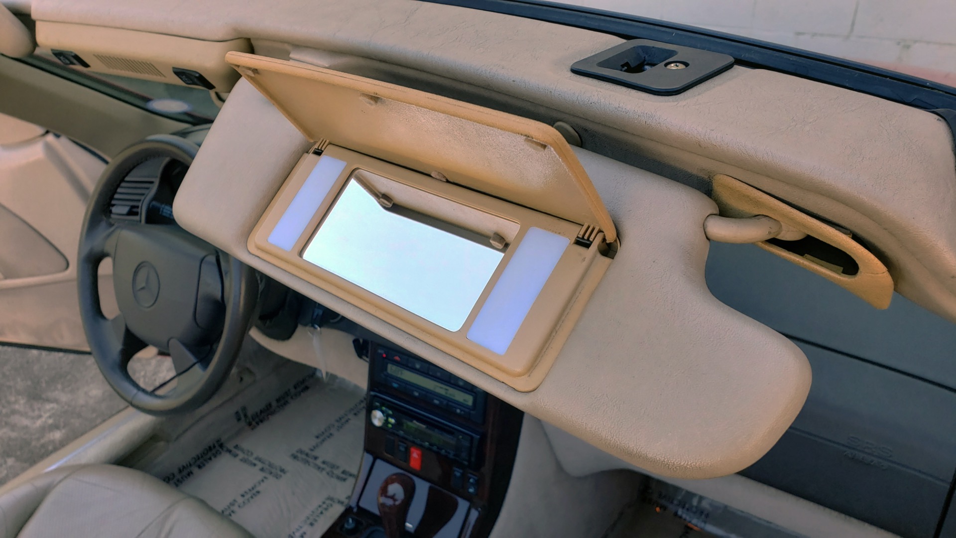 Used 1997 Mercedes-Benz SL-Class Roadster / BOSE / TWO-TOPS for sale Sold at Formula Imports in Charlotte NC 28227 32