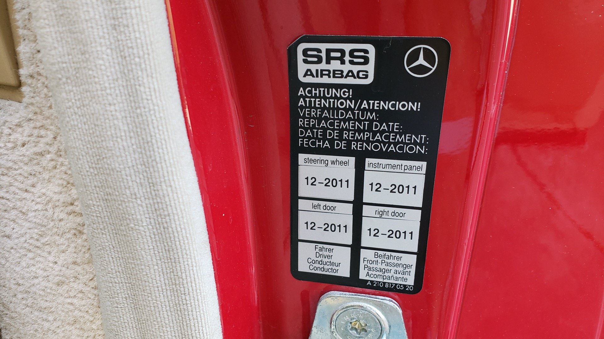 Used 1997 Mercedes-Benz SL-Class Roadster / BOSE / TWO-TOPS for sale Sold at Formula Imports in Charlotte NC 28227 47