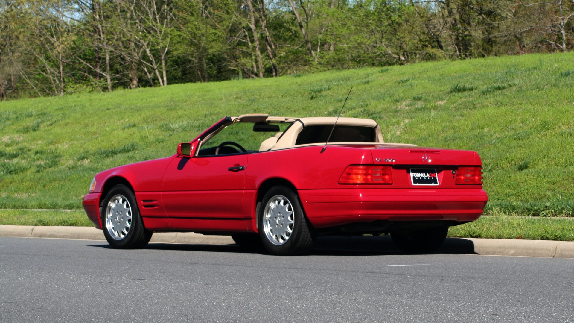 Used 1997 Mercedes-Benz SL-Class Roadster / BOSE / TWO-TOPS for sale Sold at Formula Imports in Charlotte NC 28227 83