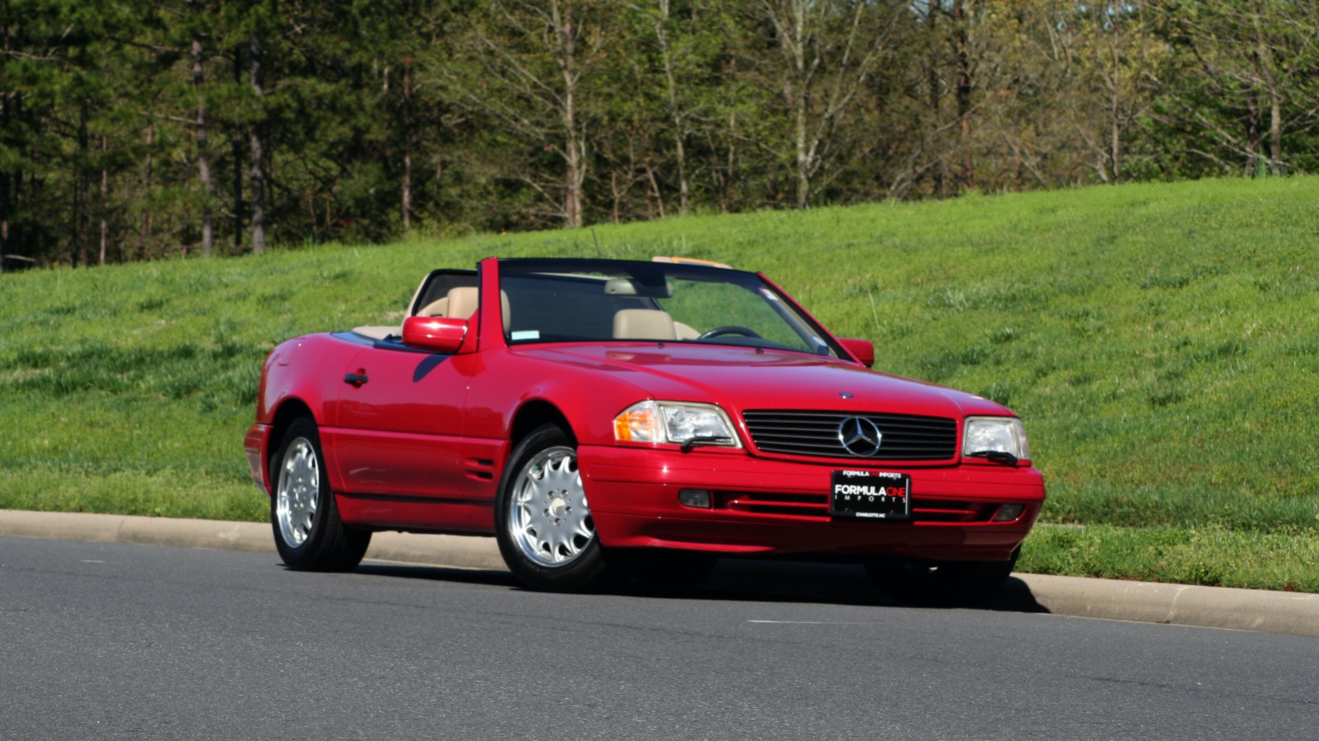 Used 1997 Mercedes-Benz SL-Class Roadster / BOSE / TWO-TOPS for sale Sold at Formula Imports in Charlotte NC 28227 94