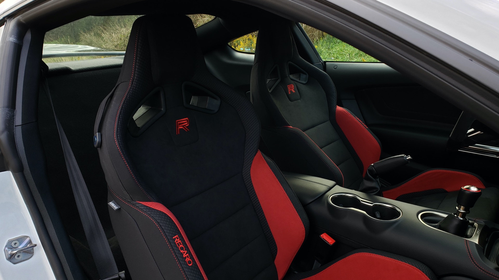 Used 2019 Ford MUSTANG SHELBY GT350R COUPE / B&O SOUND / ELECTRONICS PKG for sale Sold at Formula Imports in Charlotte NC 28227 70