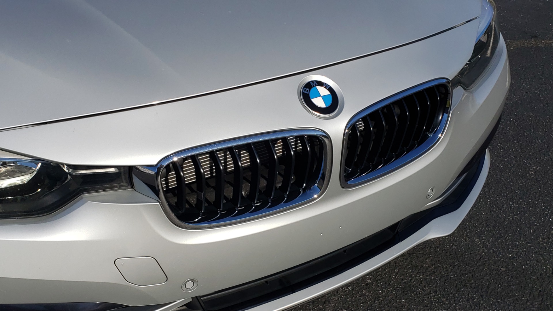 Used 2016 BMW 3 SERIES 328I / DRVR ASST / SUNROOF / REARVIEW / 18IN ALLOY WHLS for sale Sold at Formula Imports in Charlotte NC 28227 21