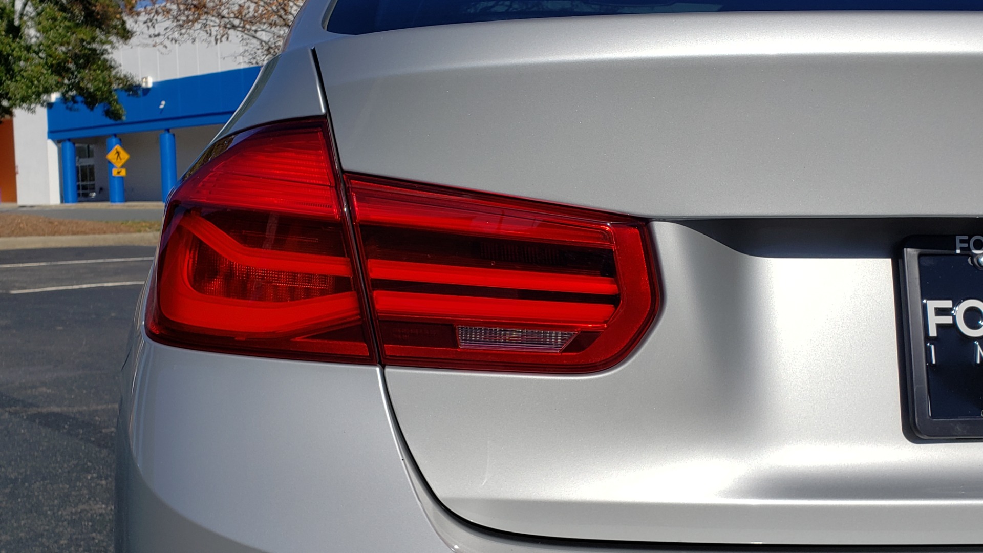 Used 2016 BMW 3 SERIES 328I / DRVR ASST / SUNROOF / REARVIEW / 18IN ALLOY WHLS for sale Sold at Formula Imports in Charlotte NC 28227 26