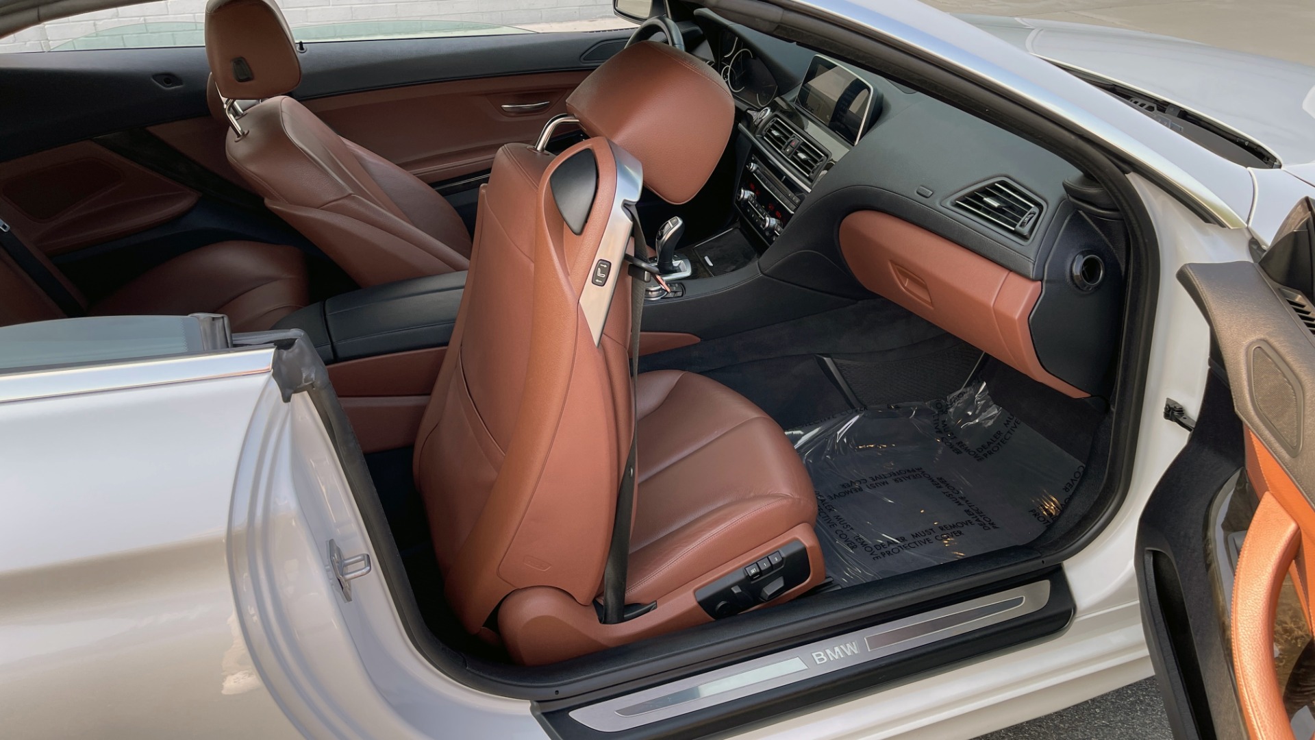 Used 2016 BMW 6 SERIES 640I CONVERTIBLE / 3.0L I6 / 8-SPD AUTO / RWD / NAV / REARVIEW for sale Sold at Formula Imports in Charlotte NC 28227 67