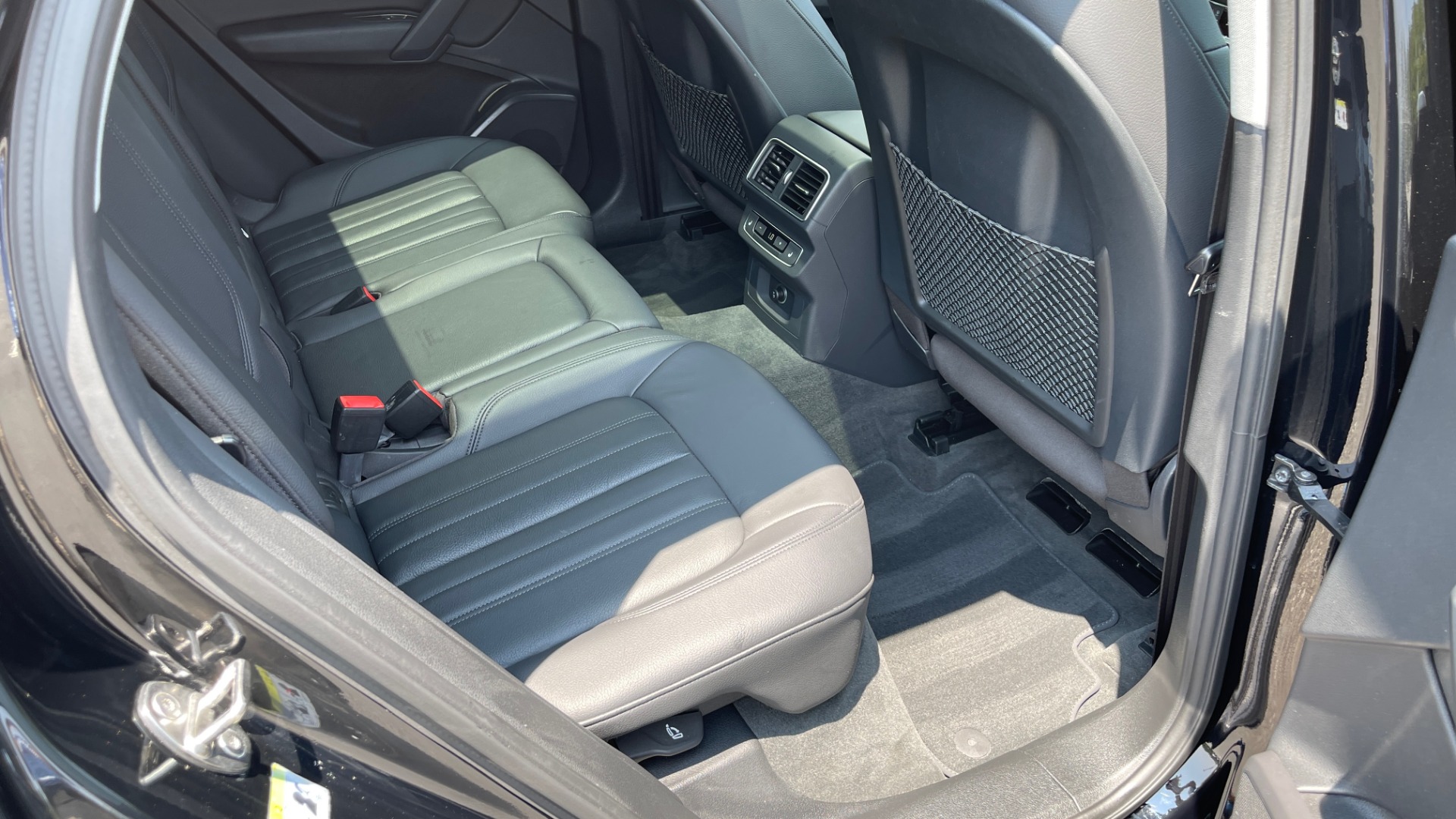 Used 2018 Audi Q5 PREMIUM PLUS 2.0L / QUATTRO AWD / PANO-ROOF / REARVIEW for sale Sold at Formula Imports in Charlotte NC 28227 60
