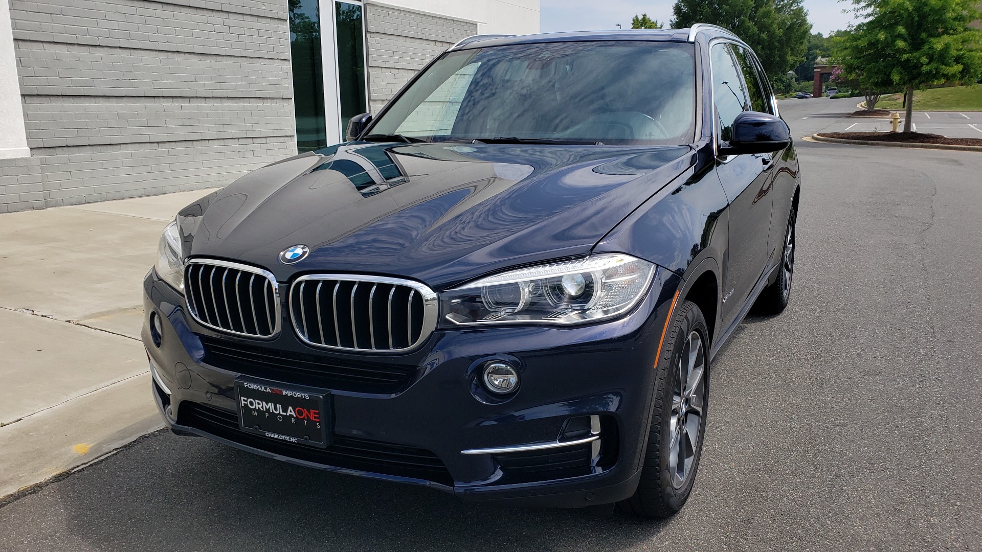 Used 2018 BMW X5 XDRIVE35I PREMIUM / LUXURY / DRVR ASST / HUD / LANE WARNING / REARVIEW for sale Sold at Formula Imports in Charlotte NC 28227 3