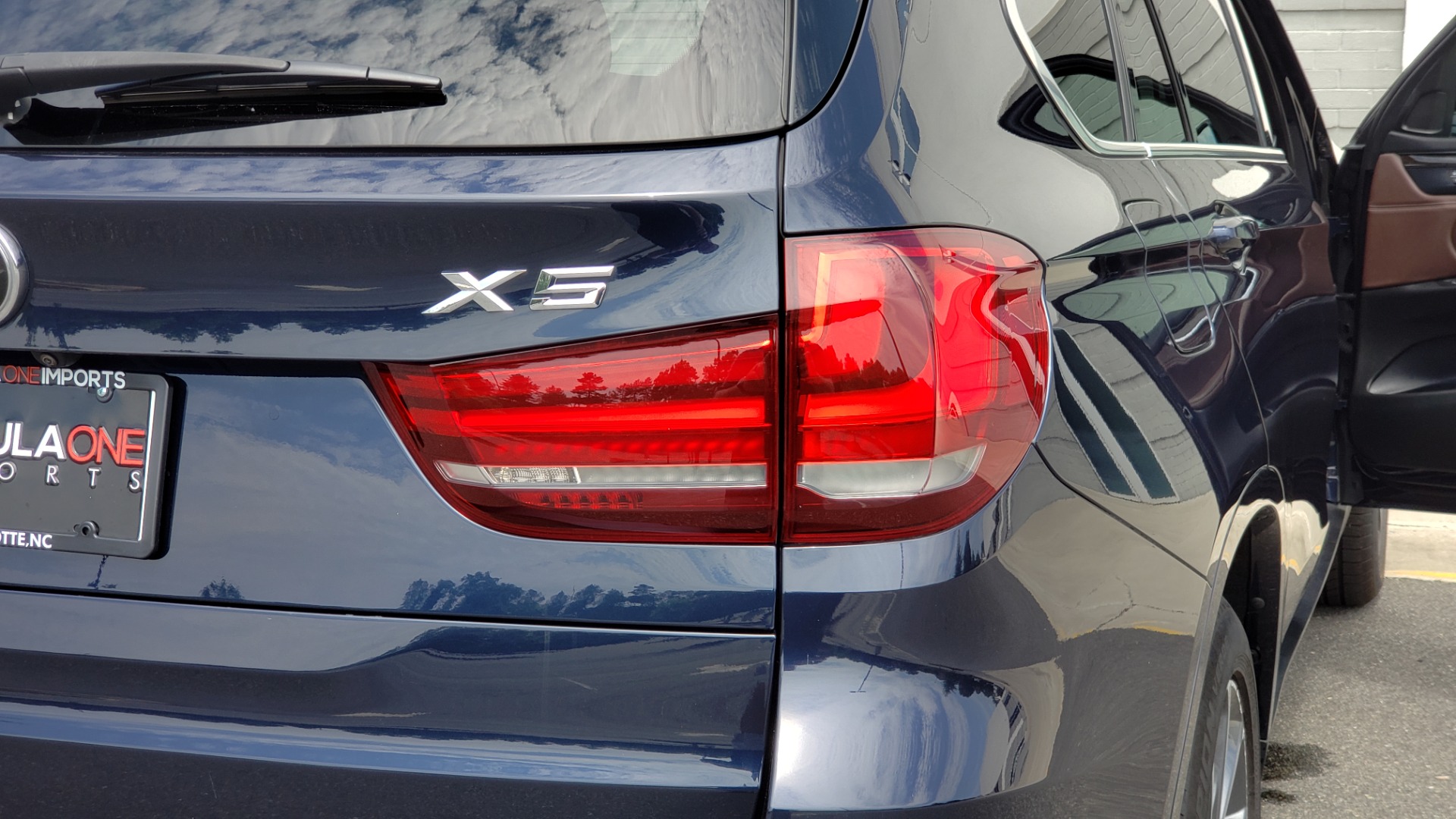 Used 2018 BMW X5 XDRIVE35I PREMIUM / LUXURY / DRVR ASST / HUD / LANE WARNING / REARVIEW for sale Sold at Formula Imports in Charlotte NC 28227 35