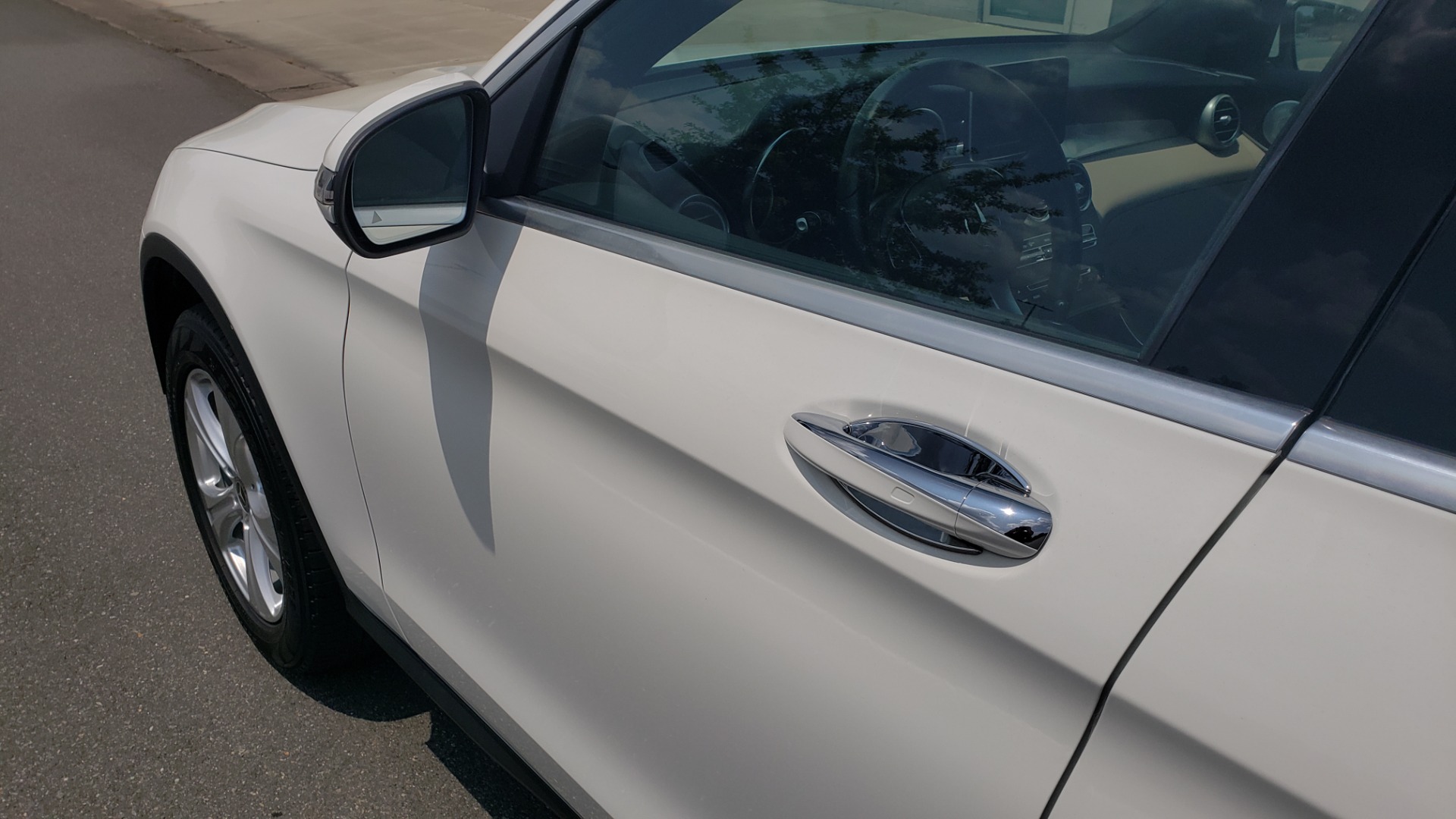 Used 2018 Mercedes-Benz GLC 300 PREMIUM 4MATIC / PANO-ROOF / BURMESTER / REARVIEW for sale Sold at Formula Imports in Charlotte NC 28227 10