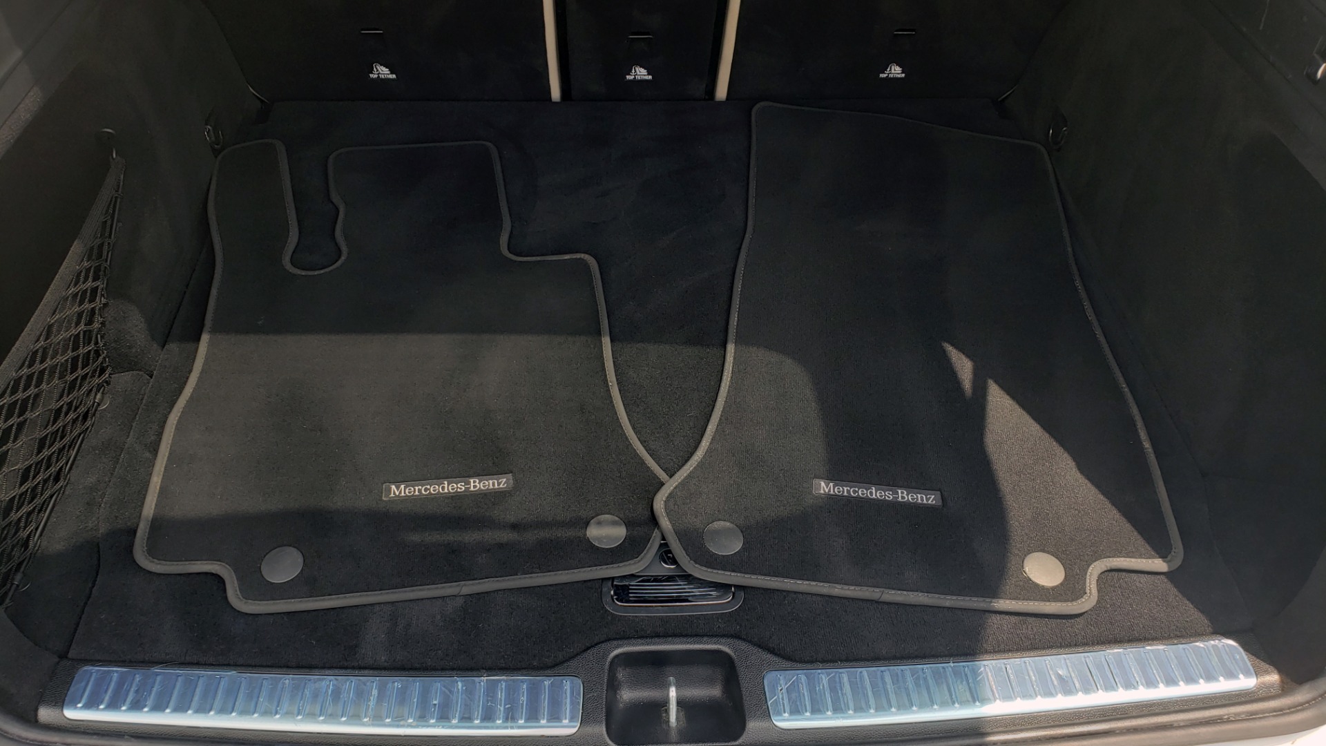 Used 2018 Mercedes-Benz GLC 300 PREMIUM 4MATIC / PANO-ROOF / BURMESTER / REARVIEW for sale Sold at Formula Imports in Charlotte NC 28227 17