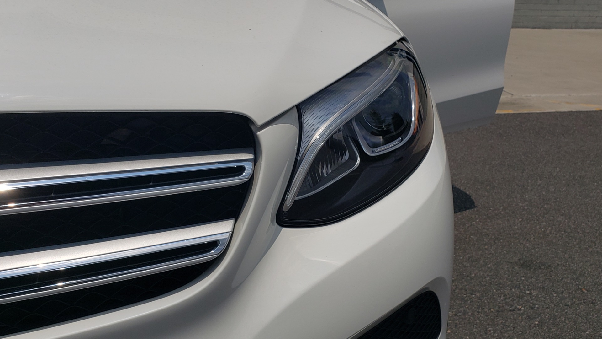 Used 2018 Mercedes-Benz GLC 300 PREMIUM 4MATIC / PANO-ROOF / BURMESTER / REARVIEW for sale Sold at Formula Imports in Charlotte NC 28227 25