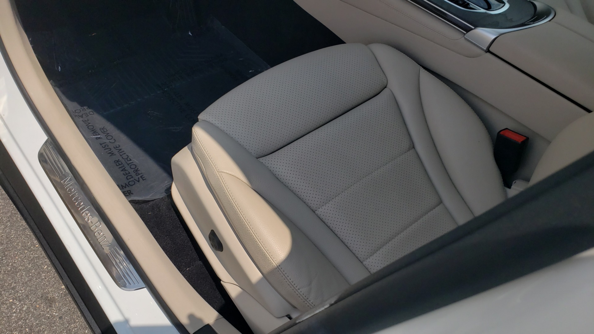 Used 2018 Mercedes-Benz GLC 300 PREMIUM 4MATIC / PANO-ROOF / BURMESTER / REARVIEW for sale Sold at Formula Imports in Charlotte NC 28227 35