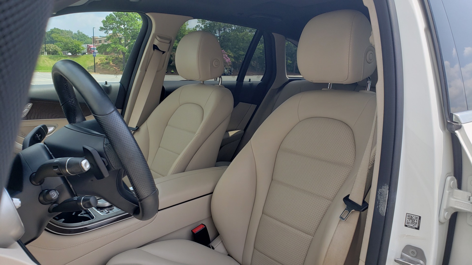 Used 2018 Mercedes-Benz GLC 300 PREMIUM 4MATIC / PANO-ROOF / BURMESTER / REARVIEW for sale Sold at Formula Imports in Charlotte NC 28227 37