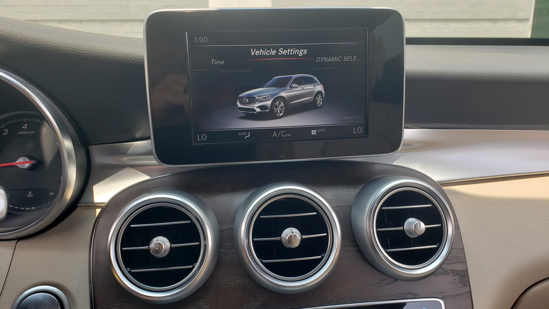 Used 2018 Mercedes-Benz GLC 300 PREMIUM 4MATIC / PANO-ROOF / BURMESTER / REARVIEW for sale Sold at Formula Imports in Charlotte NC 28227 47