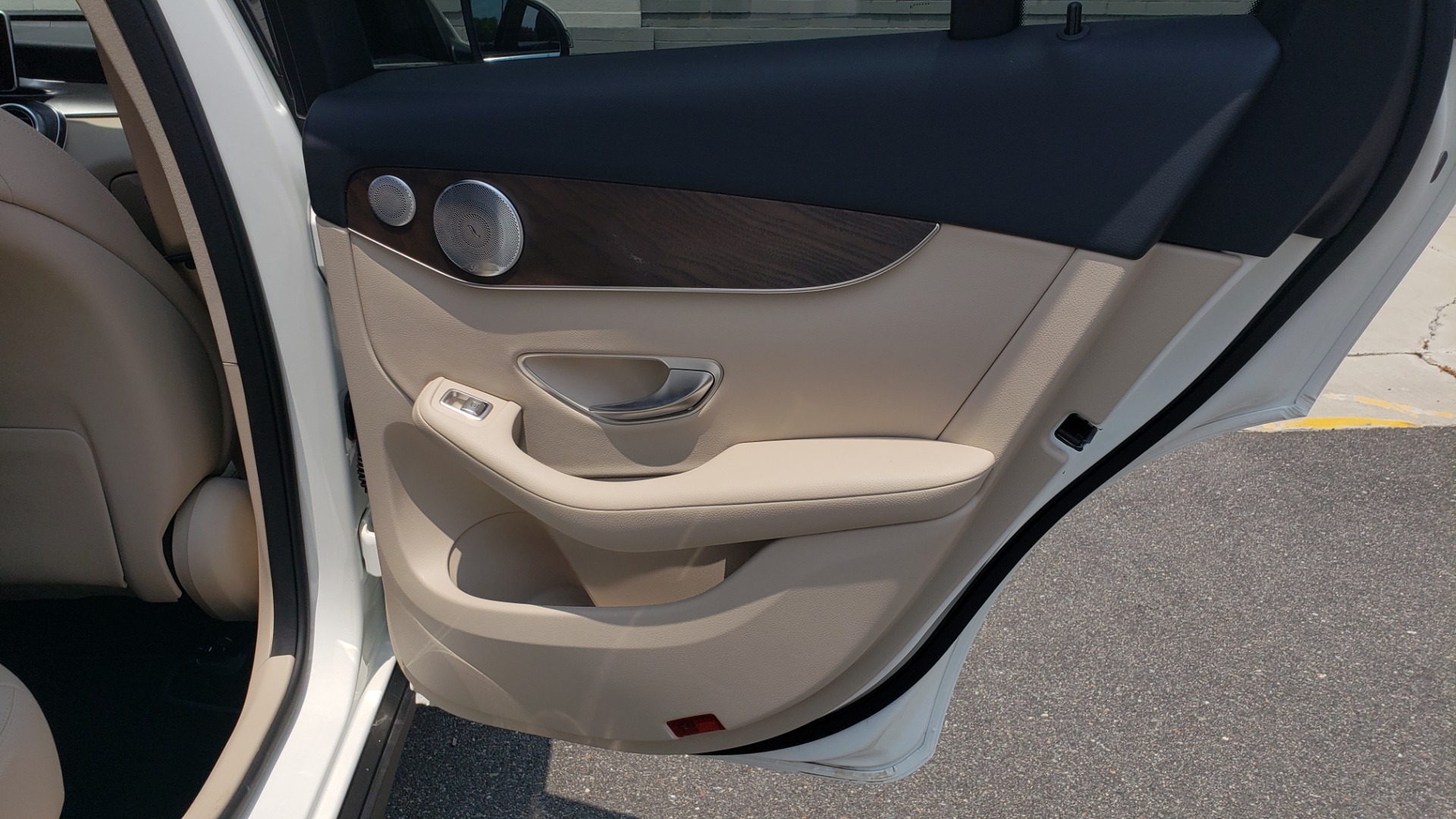 Used 2018 Mercedes-Benz GLC 300 PREMIUM 4MATIC / PANO-ROOF / BURMESTER / REARVIEW for sale Sold at Formula Imports in Charlotte NC 28227 69