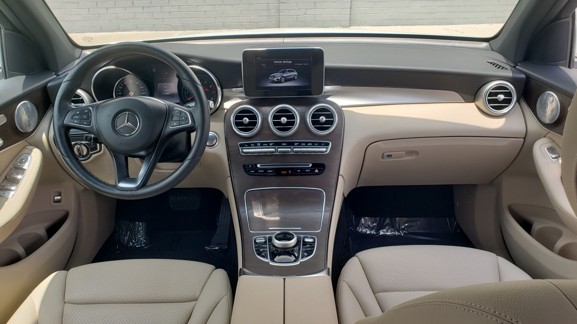 Used 2018 Mercedes-Benz GLC 300 PREMIUM 4MATIC / PANO-ROOF / BURMESTER / REARVIEW for sale Sold at Formula Imports in Charlotte NC 28227 75