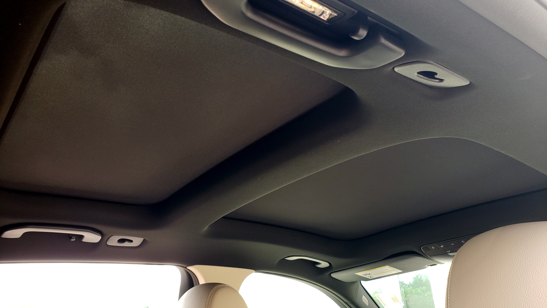 Used 2018 Mercedes-Benz GLC 300 PREMIUM 4MATIC / PANO-ROOF / BURMESTER / REARVIEW for sale Sold at Formula Imports in Charlotte NC 28227 76