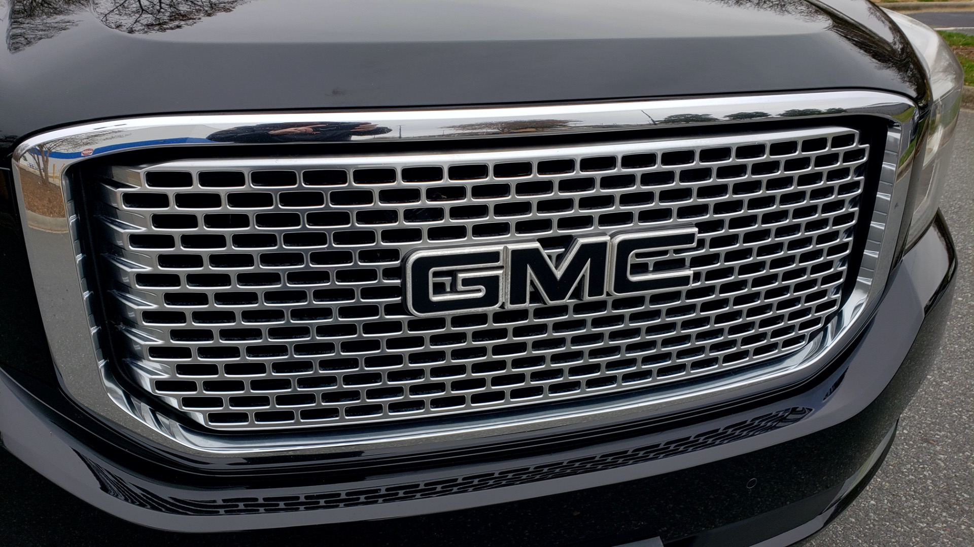 Used 2016 GMC YUKON XL DENALI 4WD / NAV / OPEN ROAD / SUNROOF / ENTERTAIN for sale Sold at Formula Imports in Charlotte NC 28227 30