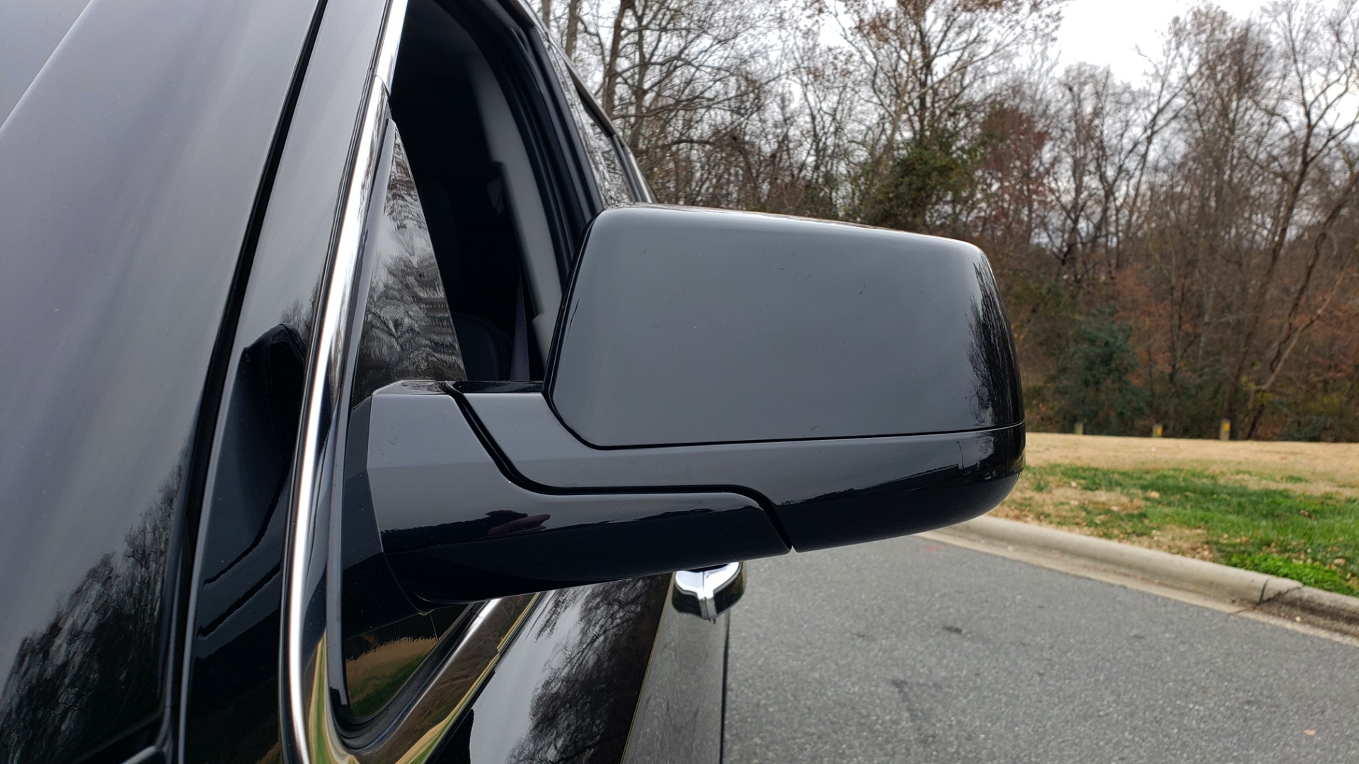 Used 2016 GMC YUKON XL DENALI 4WD / NAV / OPEN ROAD / SUNROOF / ENTERTAIN for sale Sold at Formula Imports in Charlotte NC 28227 32