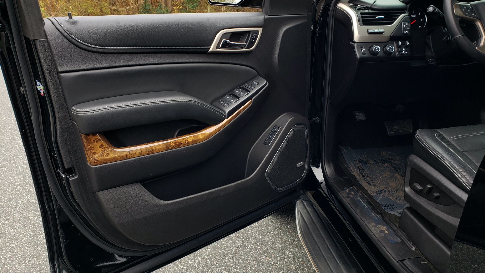 Used 2016 GMC YUKON XL DENALI 4WD / NAV / OPEN ROAD / SUNROOF / ENTERTAIN for sale Sold at Formula Imports in Charlotte NC 28227 37