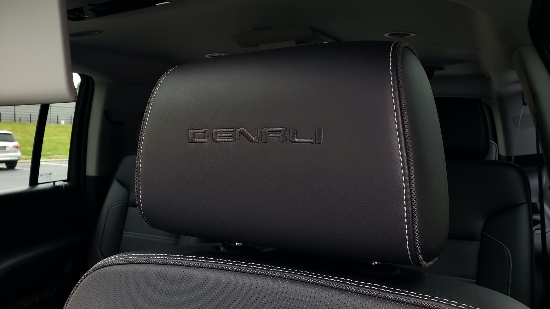 Used 2016 GMC YUKON XL DENALI 4WD / NAV / OPEN ROAD / SUNROOF / ENTERTAIN for sale Sold at Formula Imports in Charlotte NC 28227 42