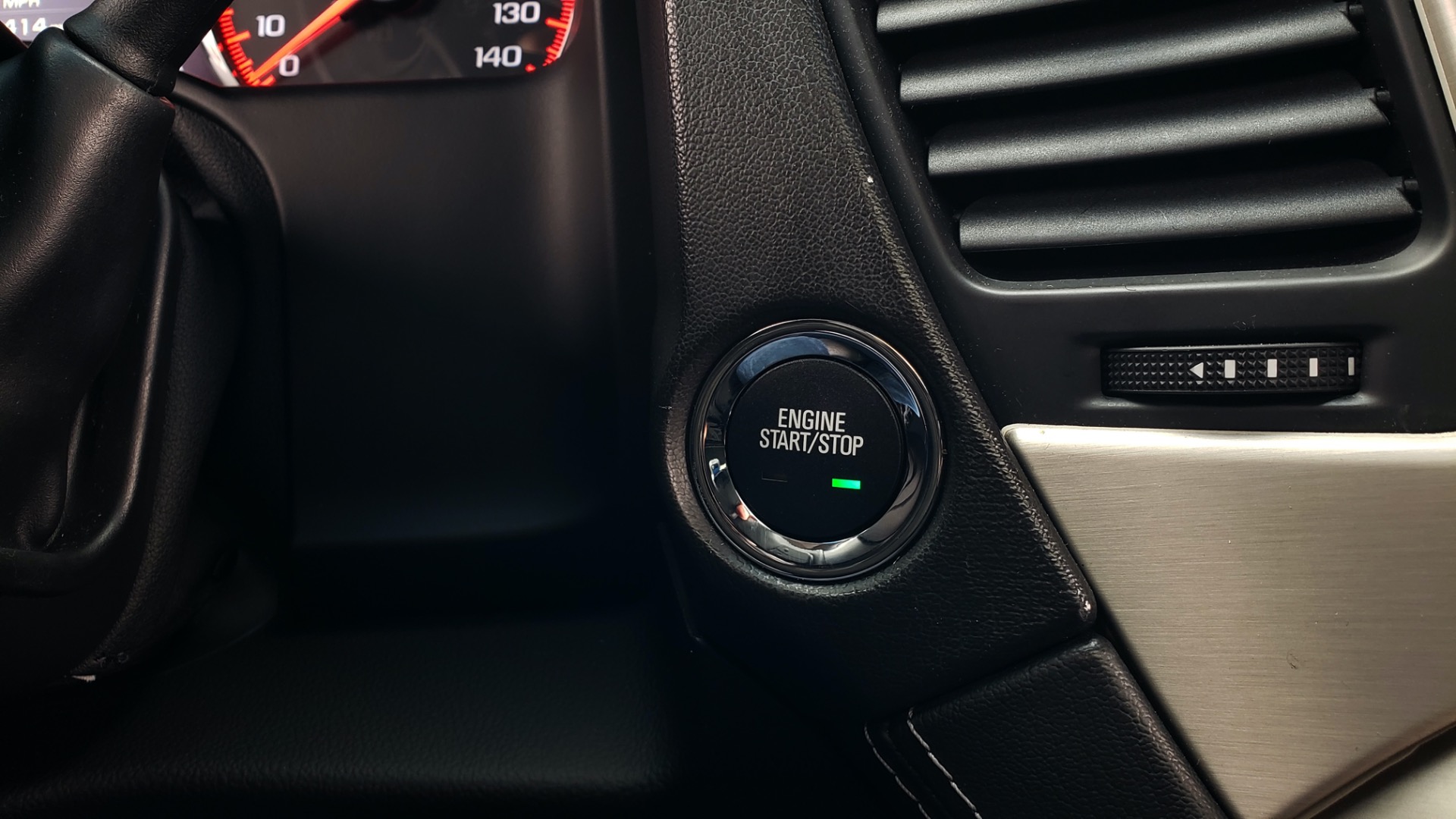 Used 2016 GMC YUKON XL DENALI 4WD / NAV / OPEN ROAD / SUNROOF / ENTERTAIN for sale Sold at Formula Imports in Charlotte NC 28227 47
