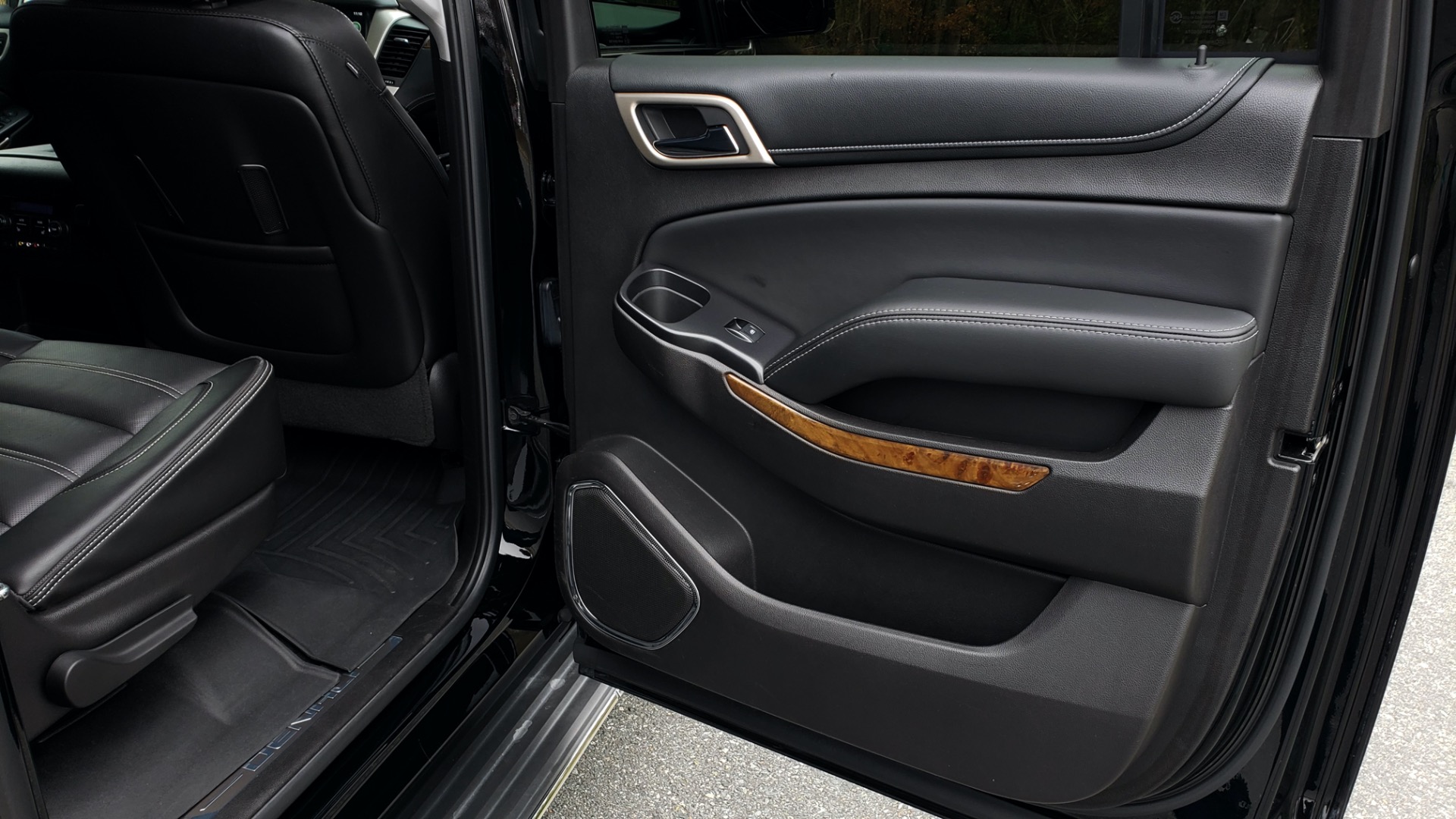 Used 2016 GMC YUKON XL DENALI 4WD / NAV / OPEN ROAD / SUNROOF / ENTERTAIN for sale Sold at Formula Imports in Charlotte NC 28227 76