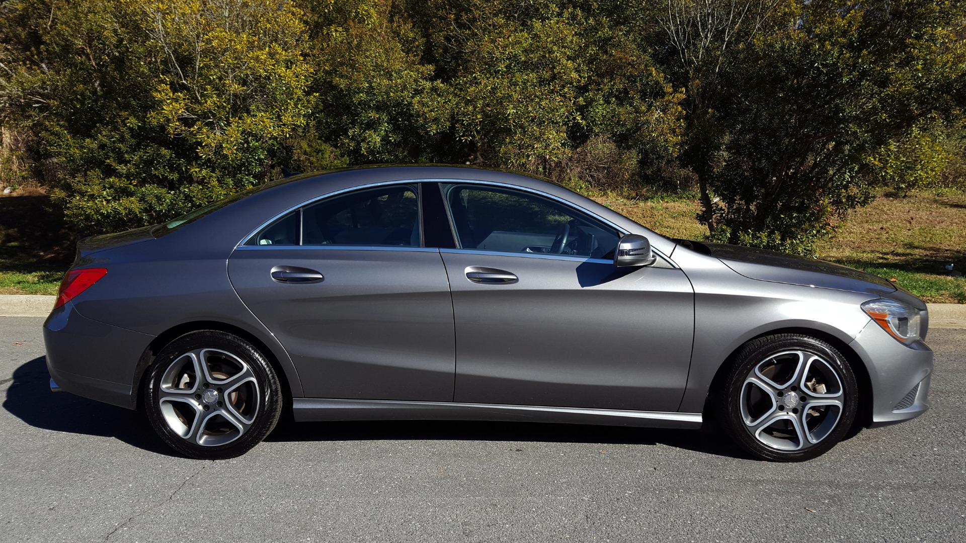 Used 2014 Mercedes-Benz CLA-CLASS CLA 250 / NAV / PANO-ROOF / BLIND SPOT ASSIST / XENON HEADLIGHTS for sale Sold at Formula Imports in Charlotte NC 28227 7
