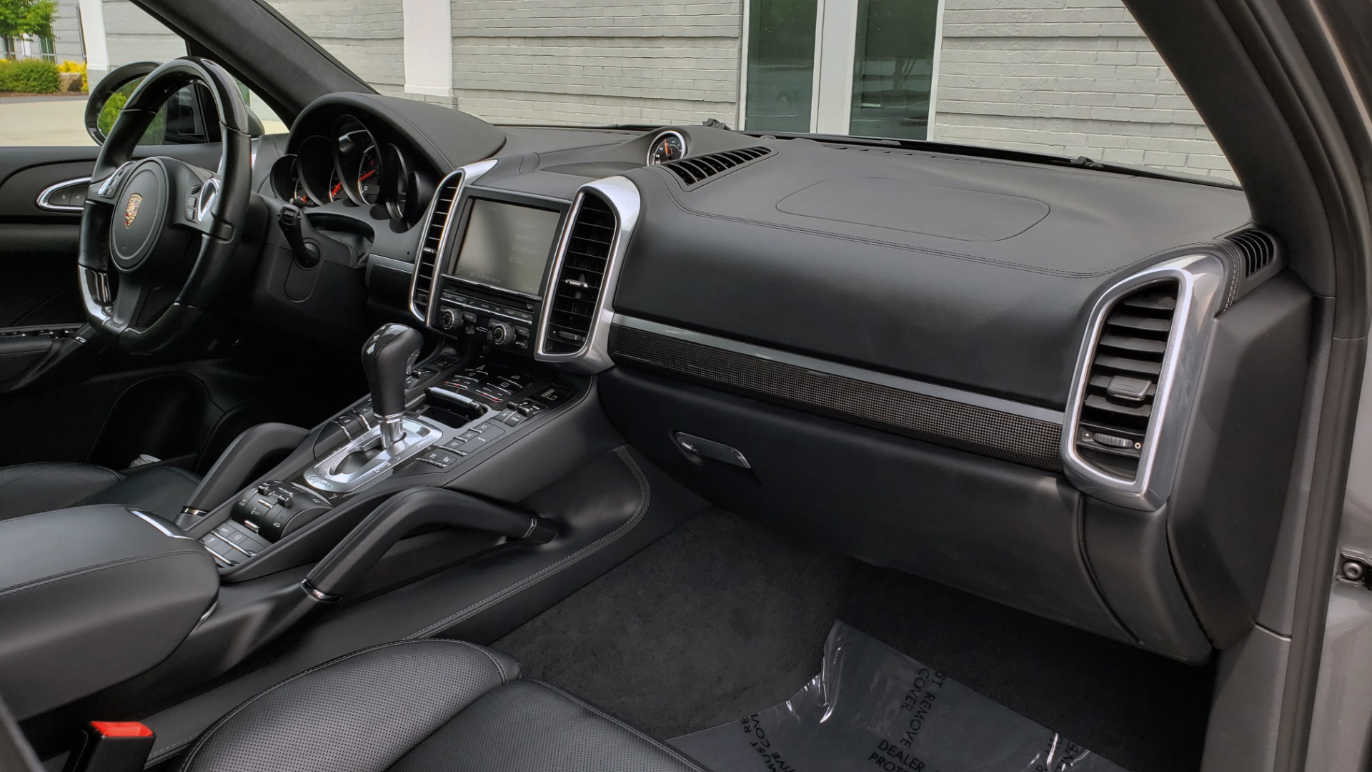 Used 2014 Porsche CAYENNE TURBO S / AWD / NAV / BOSE / PANO-ROOF / LCA / REARVIEW for sale Sold at Formula Imports in Charlotte NC 28227 78